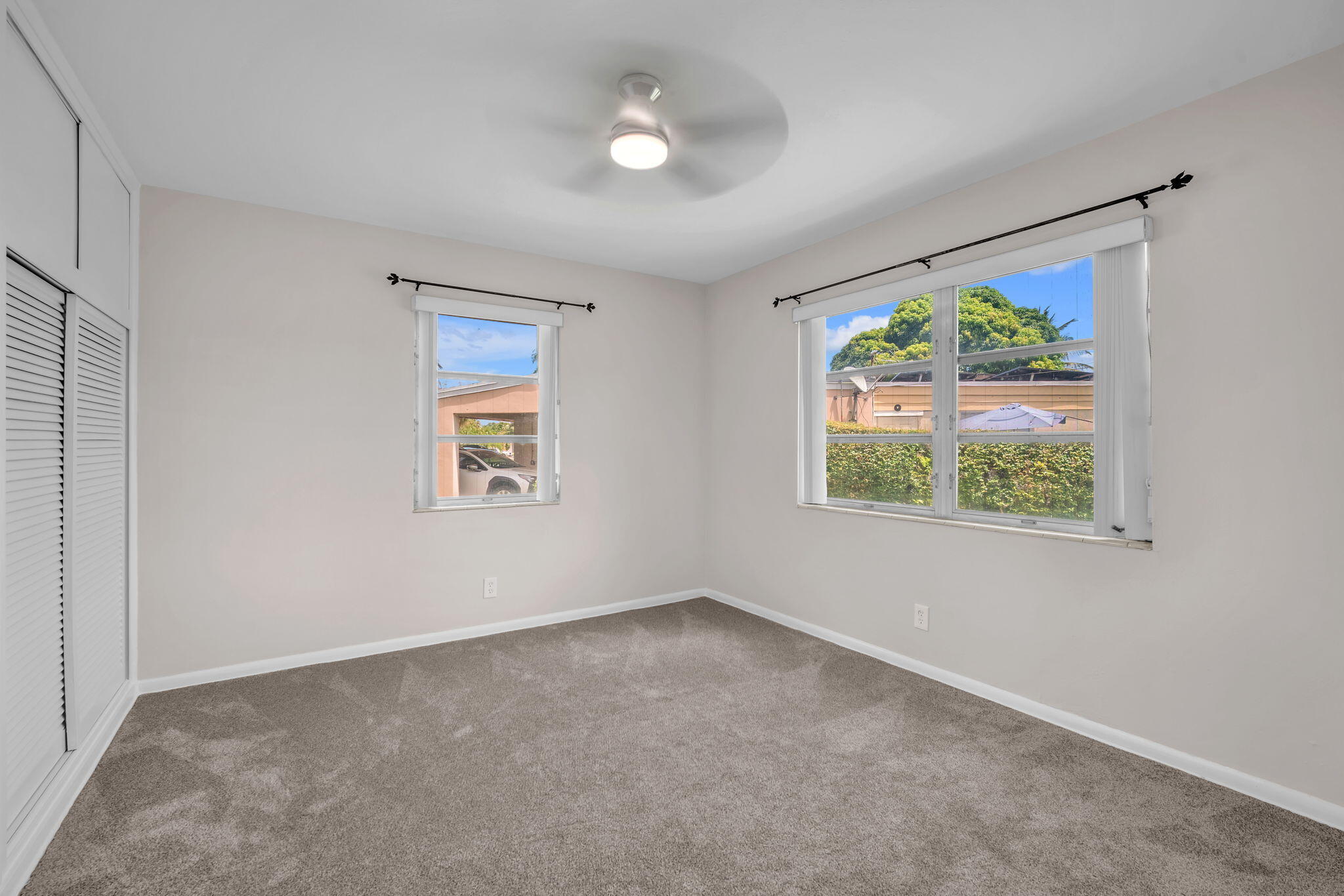 145 Greenbrier, Palm Springs FL 33461