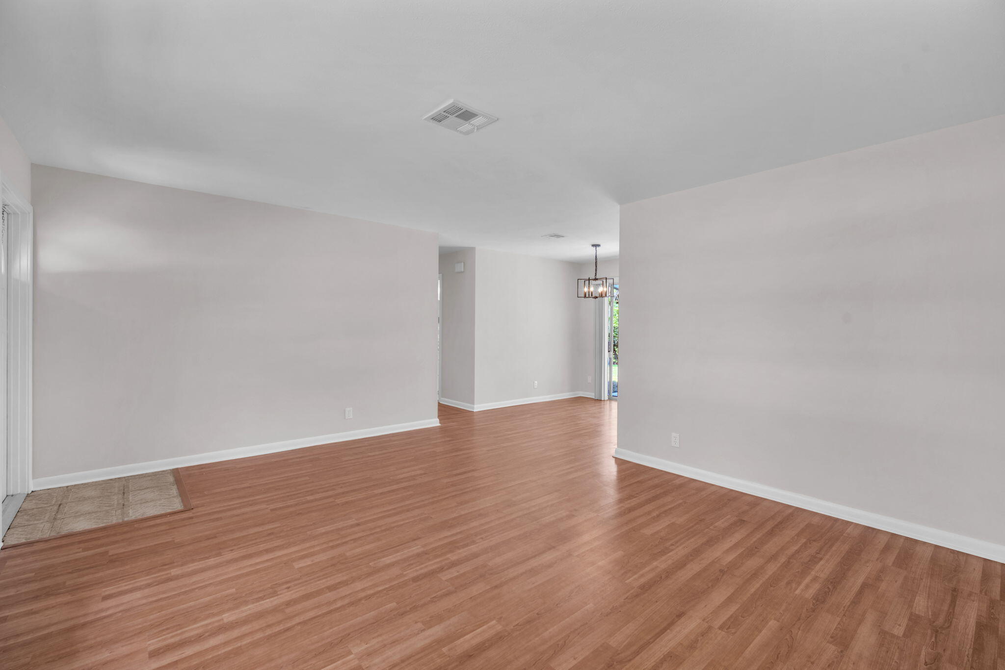 145 Greenbrier, Palm Springs FL 33461