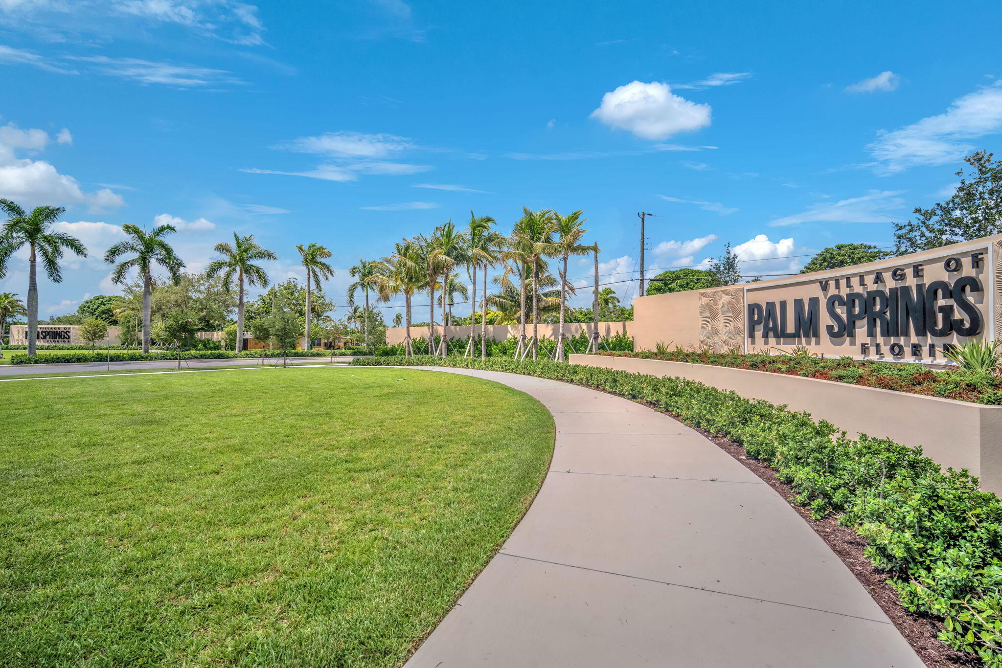 145 Greenbrier, Palm Springs FL 33461