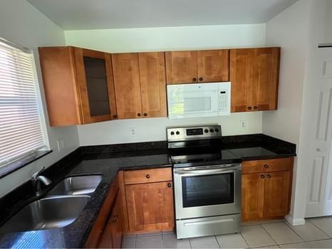 9850 NW 24TH, Sunrise FL 33322