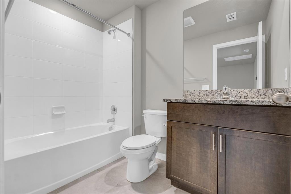 5659 Enclave, Mangonia Park FL 33407