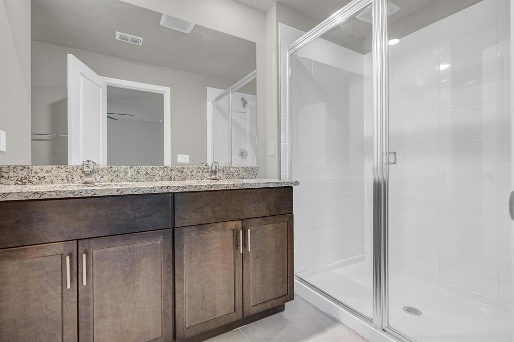 5659 Enclave, Mangonia Park FL 33407