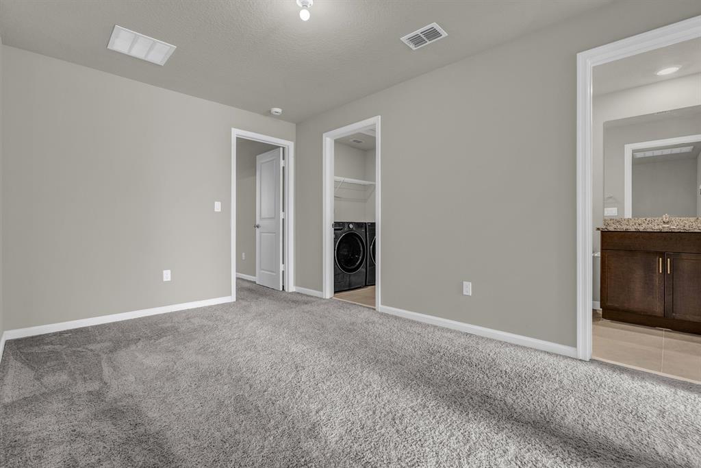 5659 Enclave, Mangonia Park FL 33407