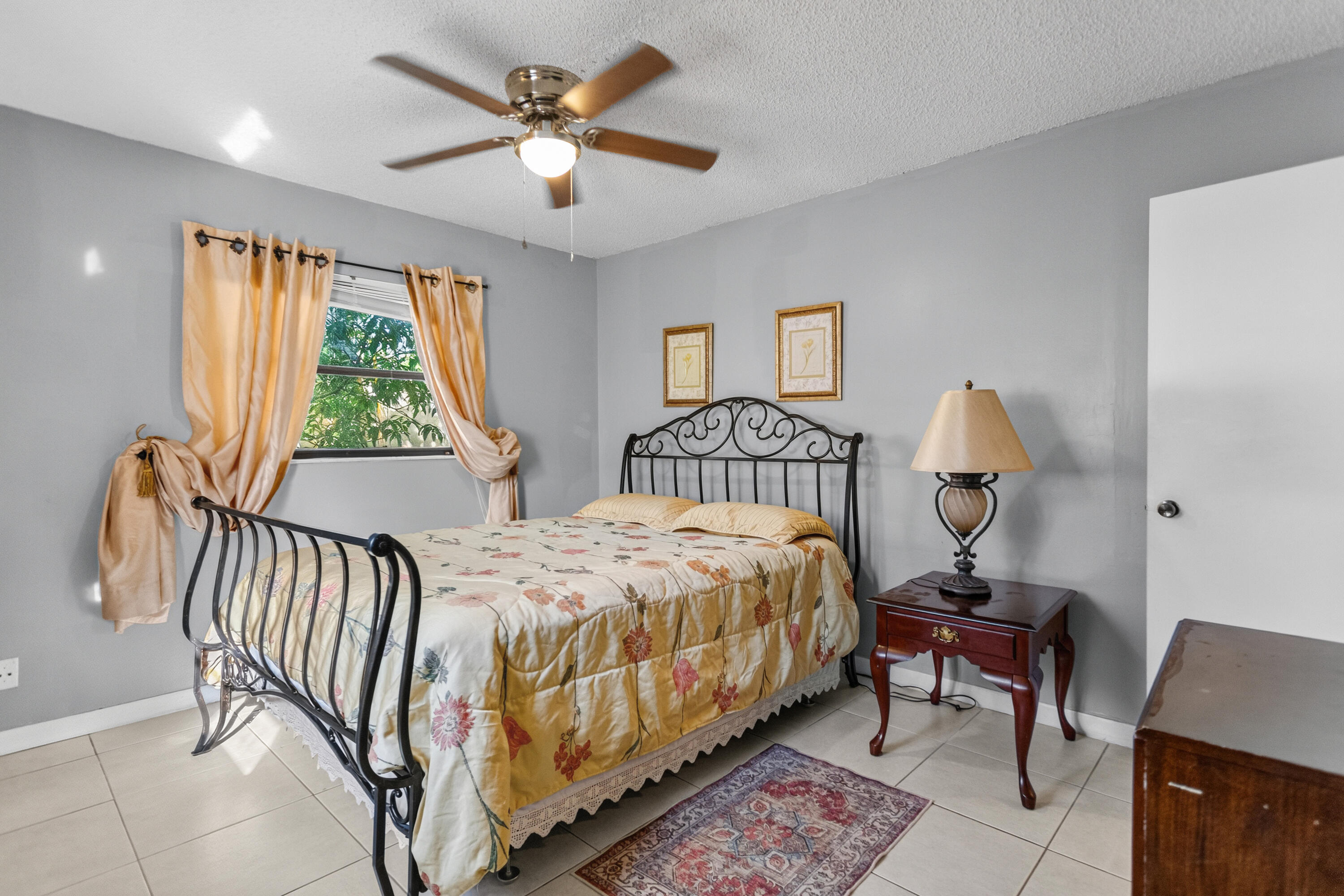 3750 NW 73rd, Lauderhill FL 33319