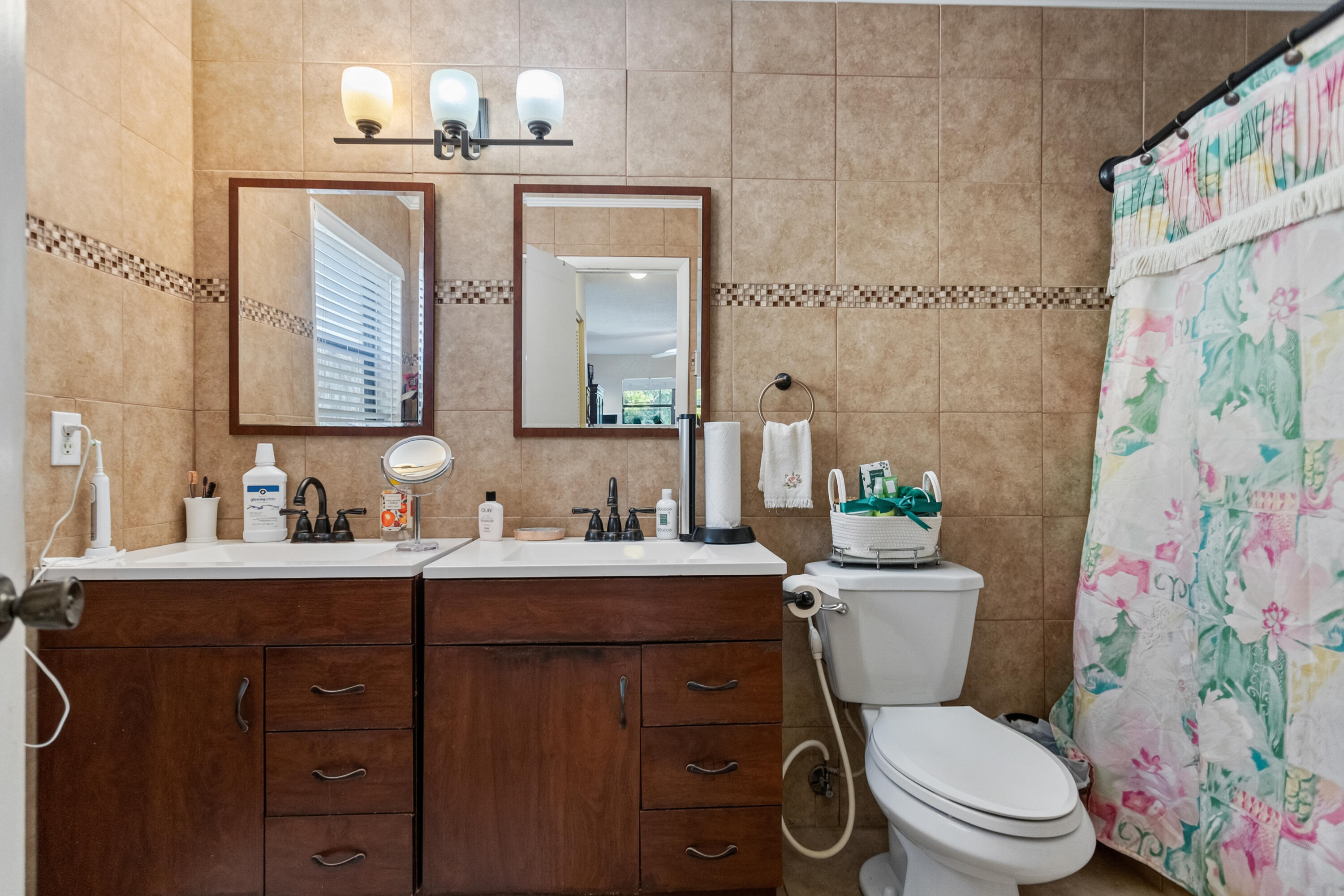 3750 NW 73rd, Lauderhill FL 33319