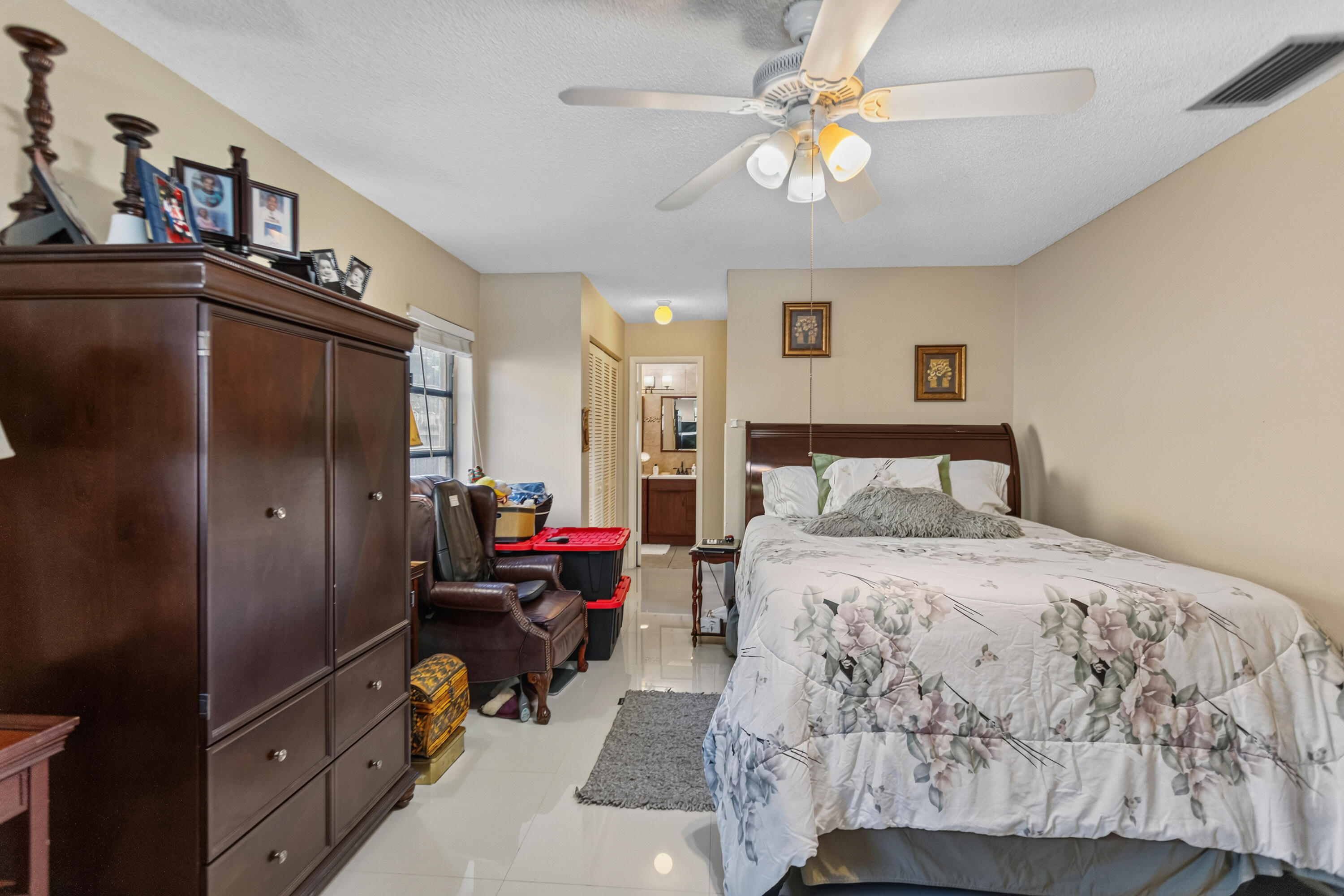 3750 NW 73rd, Lauderhill FL 33319