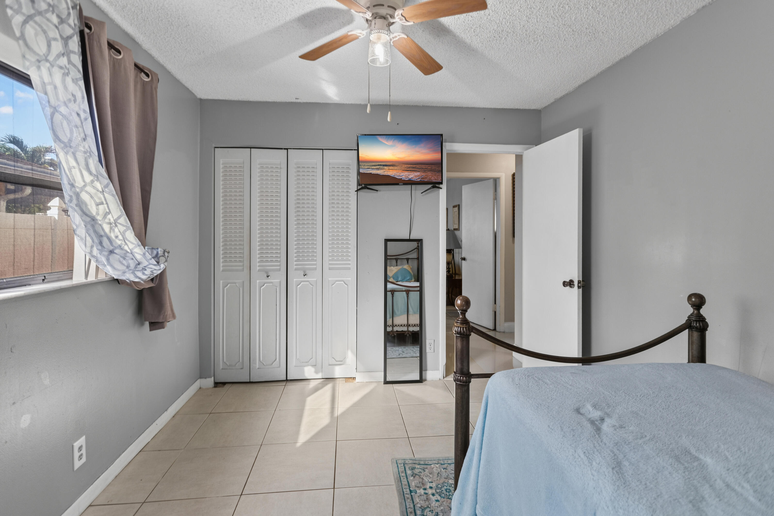 3750 NW 73rd, Lauderhill FL 33319
