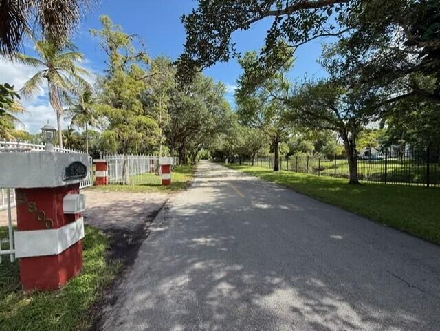 5800 PINETREE, Parkland FL 33067