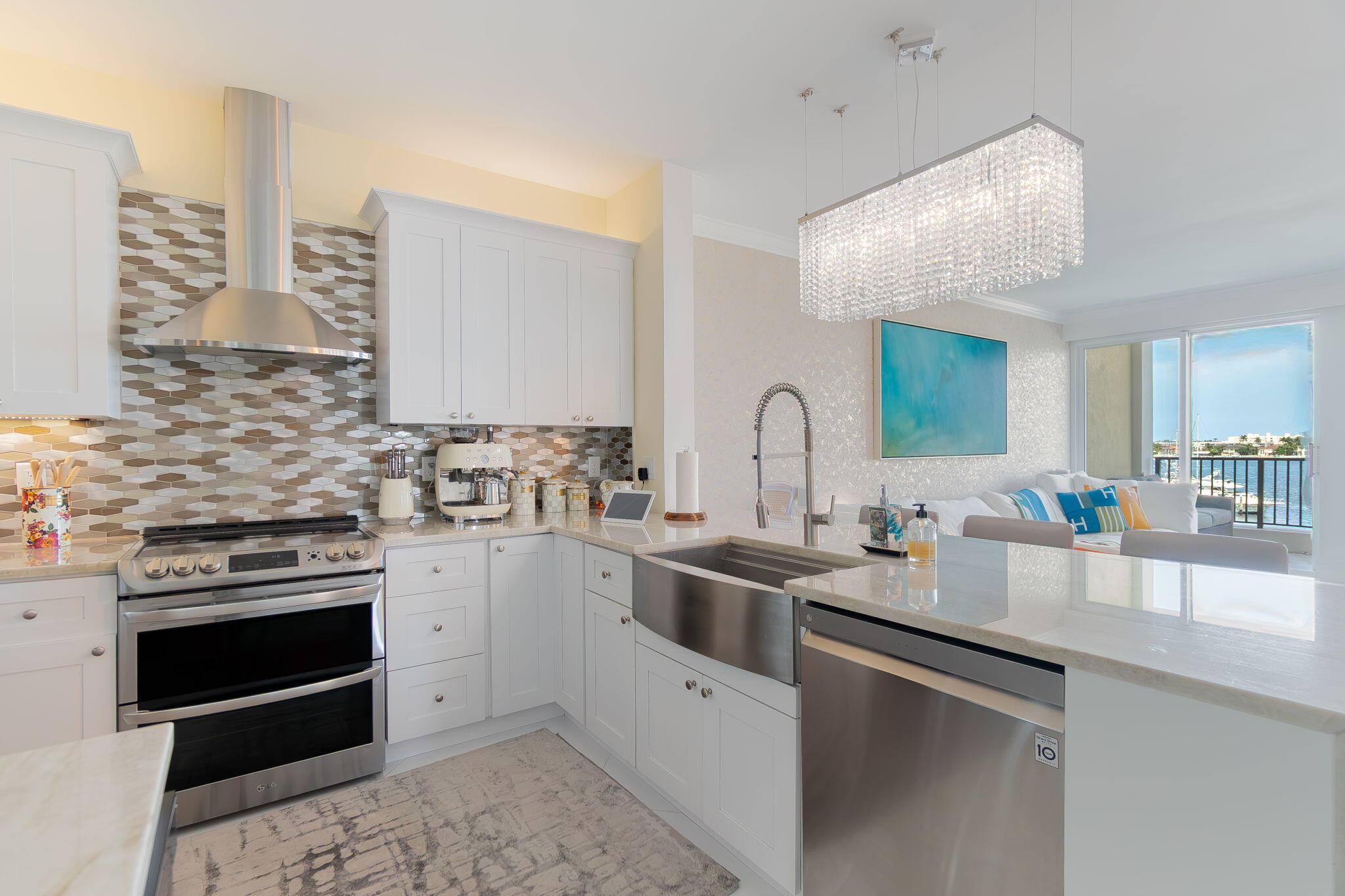 806 E Windward #424, Lantana FL 33462