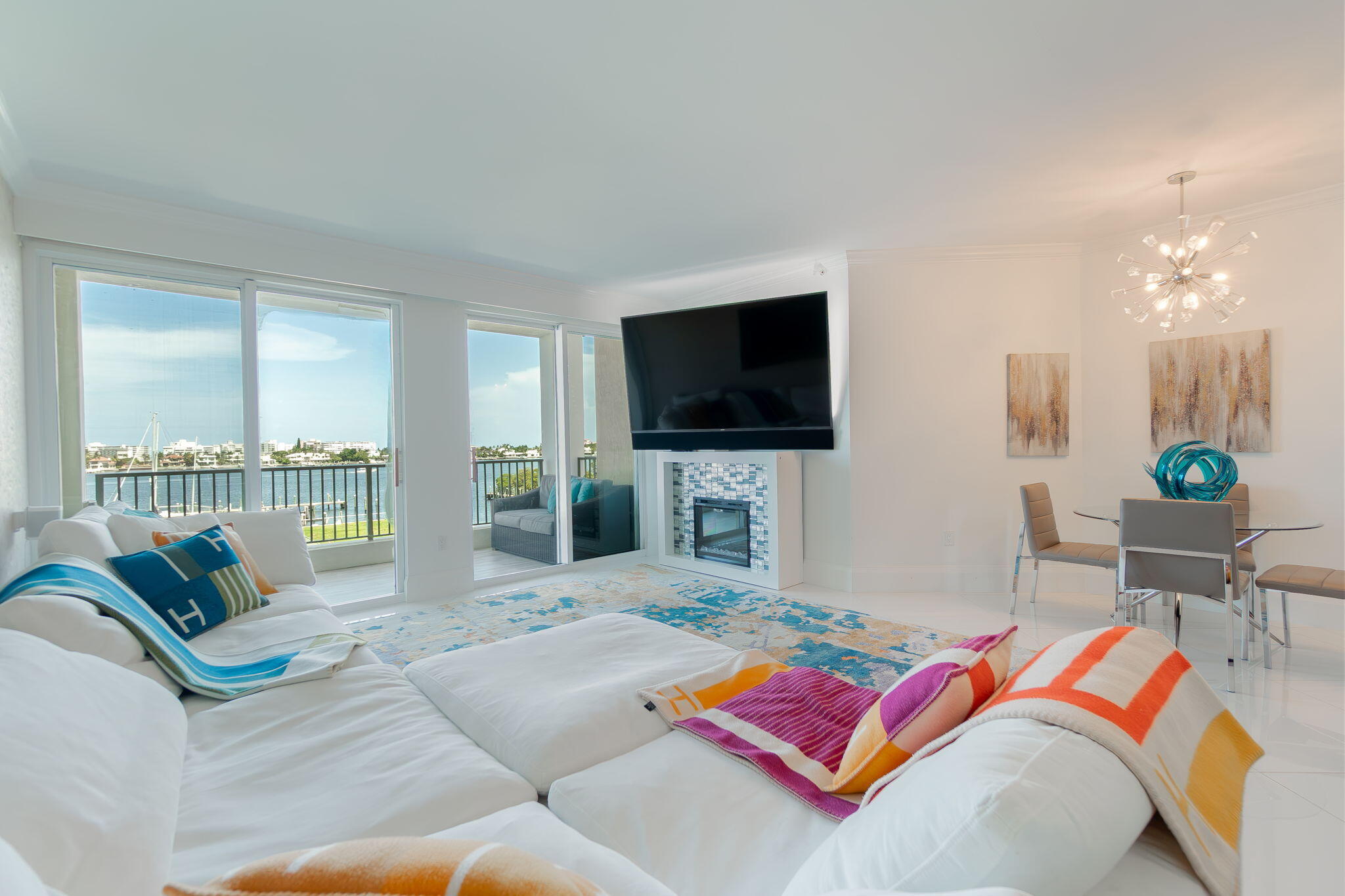 806 E Windward #424, Lantana FL 33462