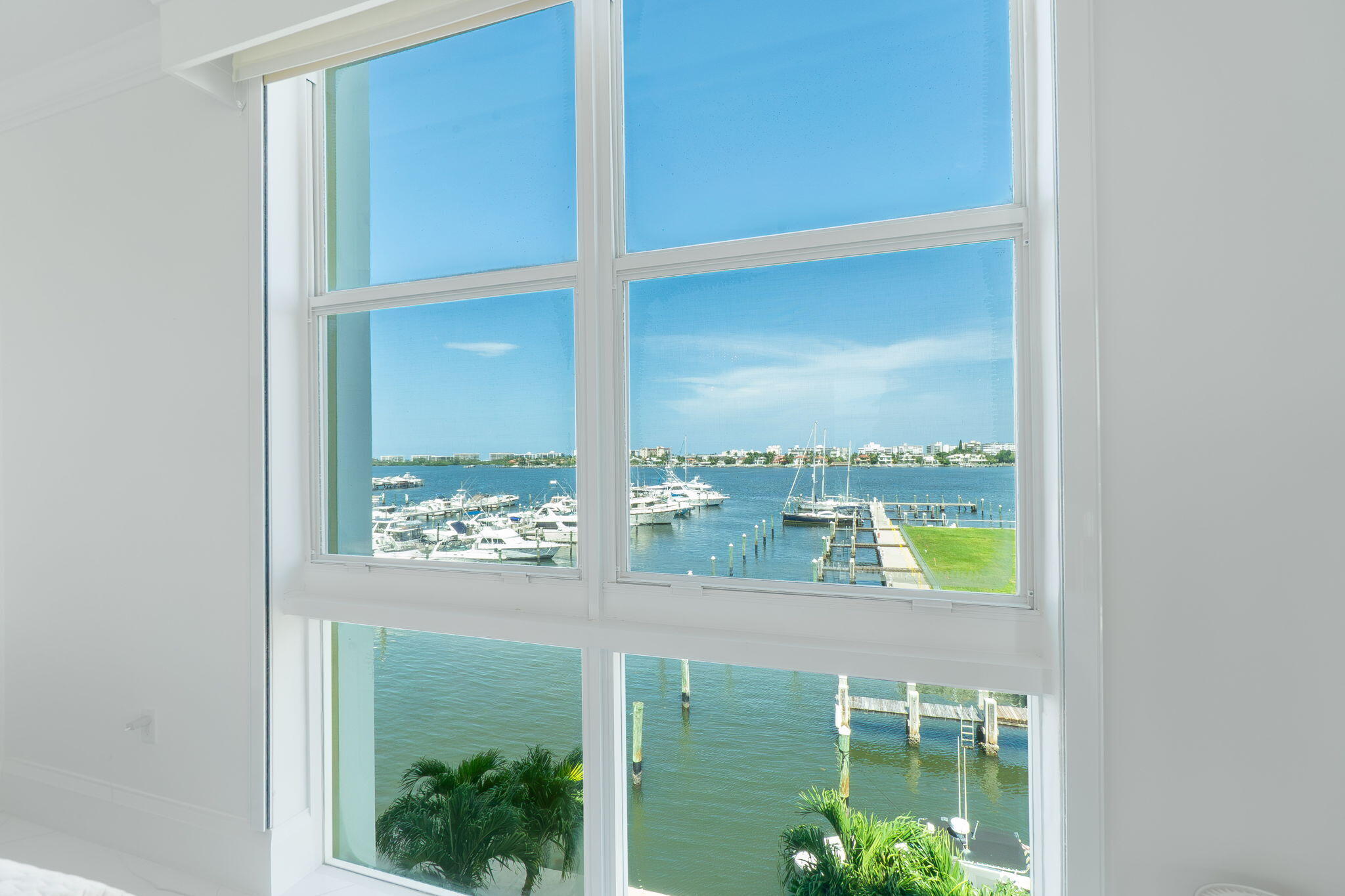 806 E Windward #424, Lantana FL 33462