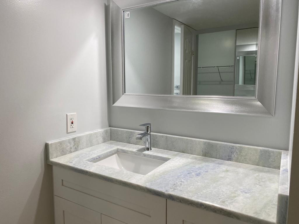 1520 WHITEHALL #202, Davie FL 33324