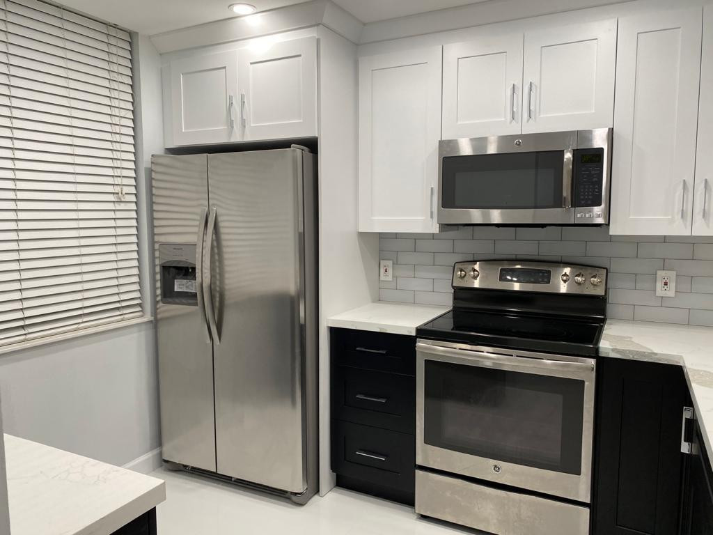1520 WHITEHALL #202, Davie FL 33324