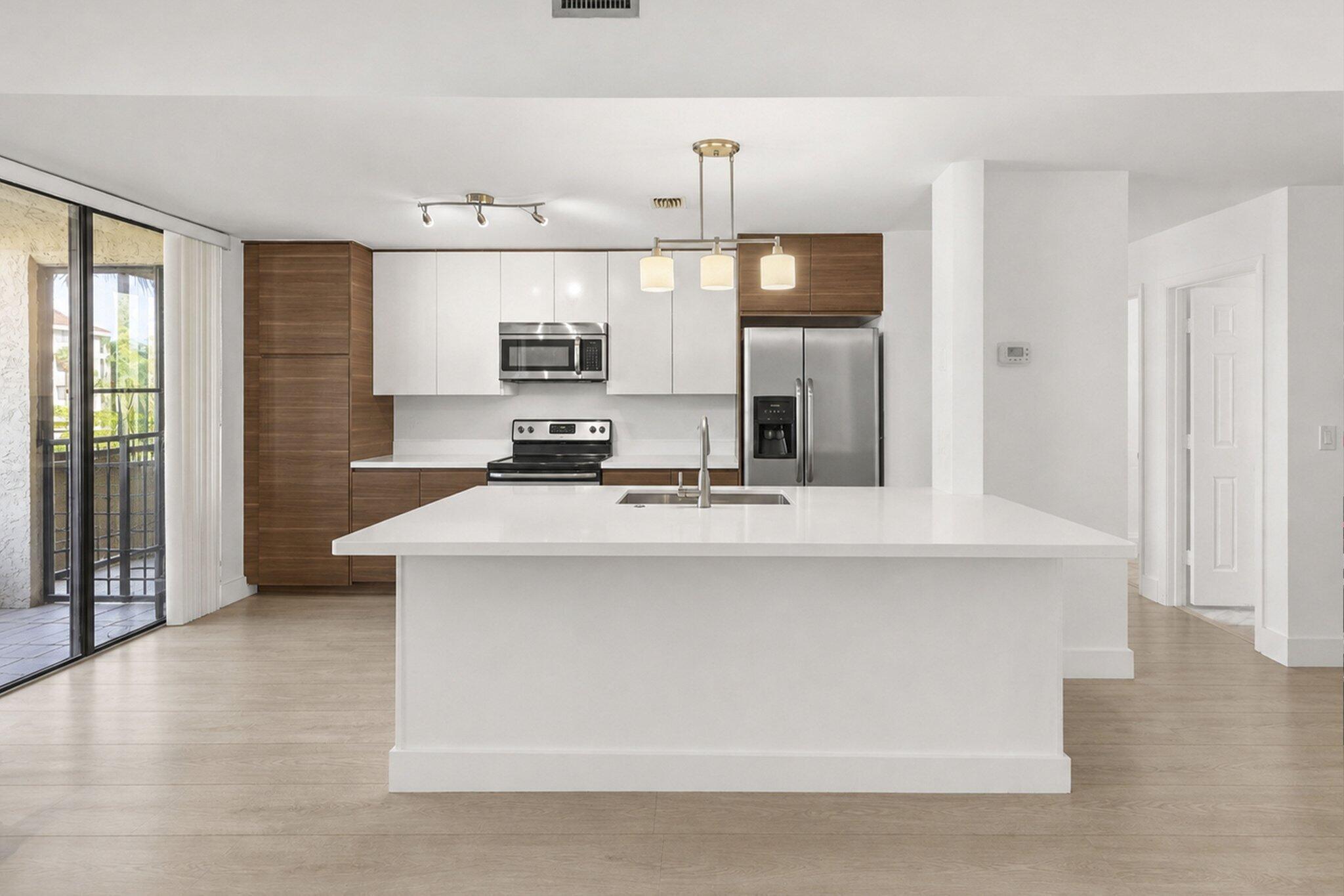 7535 La Paz #209, Boca Raton FL 33433