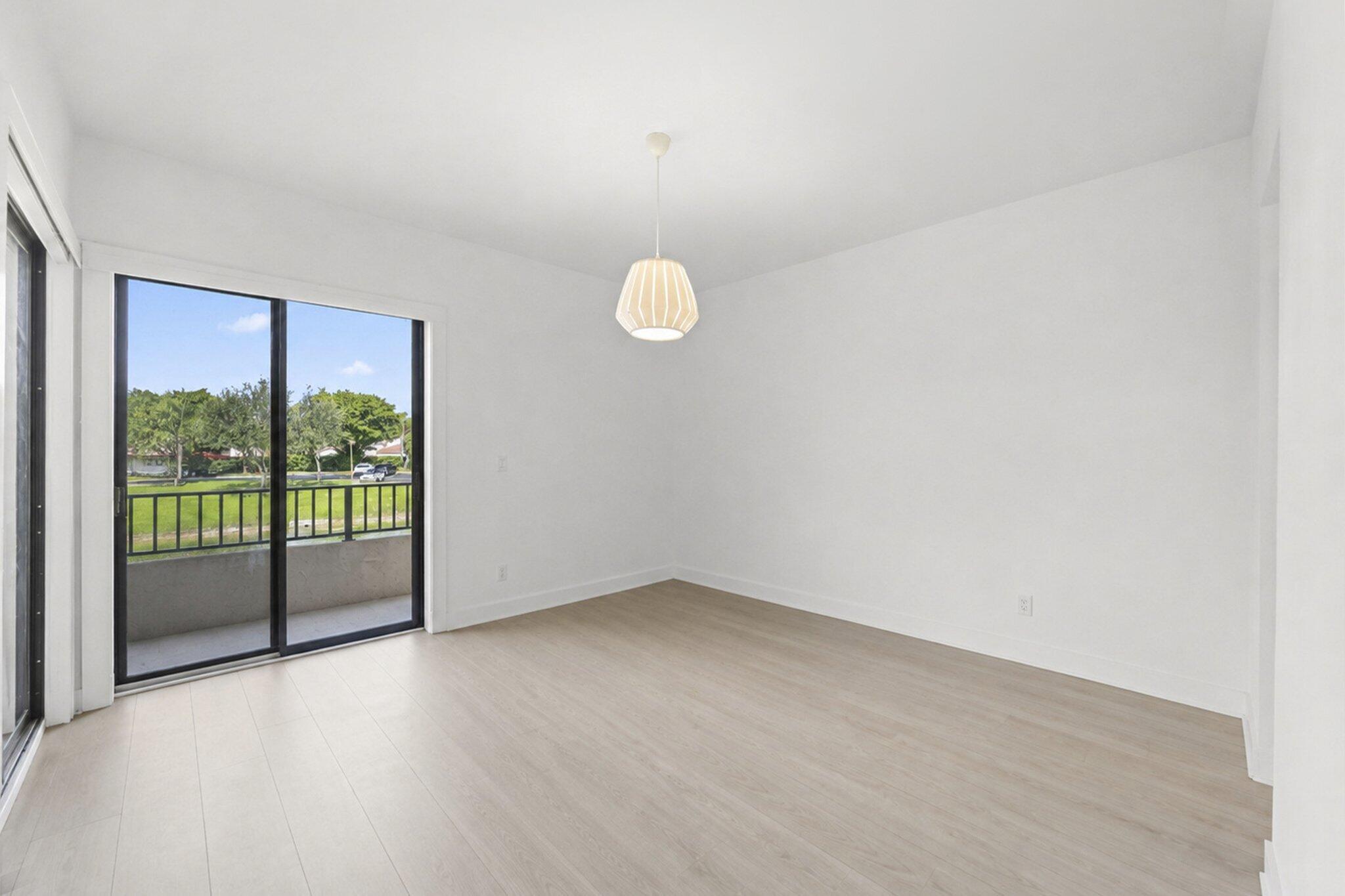 7535 La Paz #209, Boca Raton FL 33433