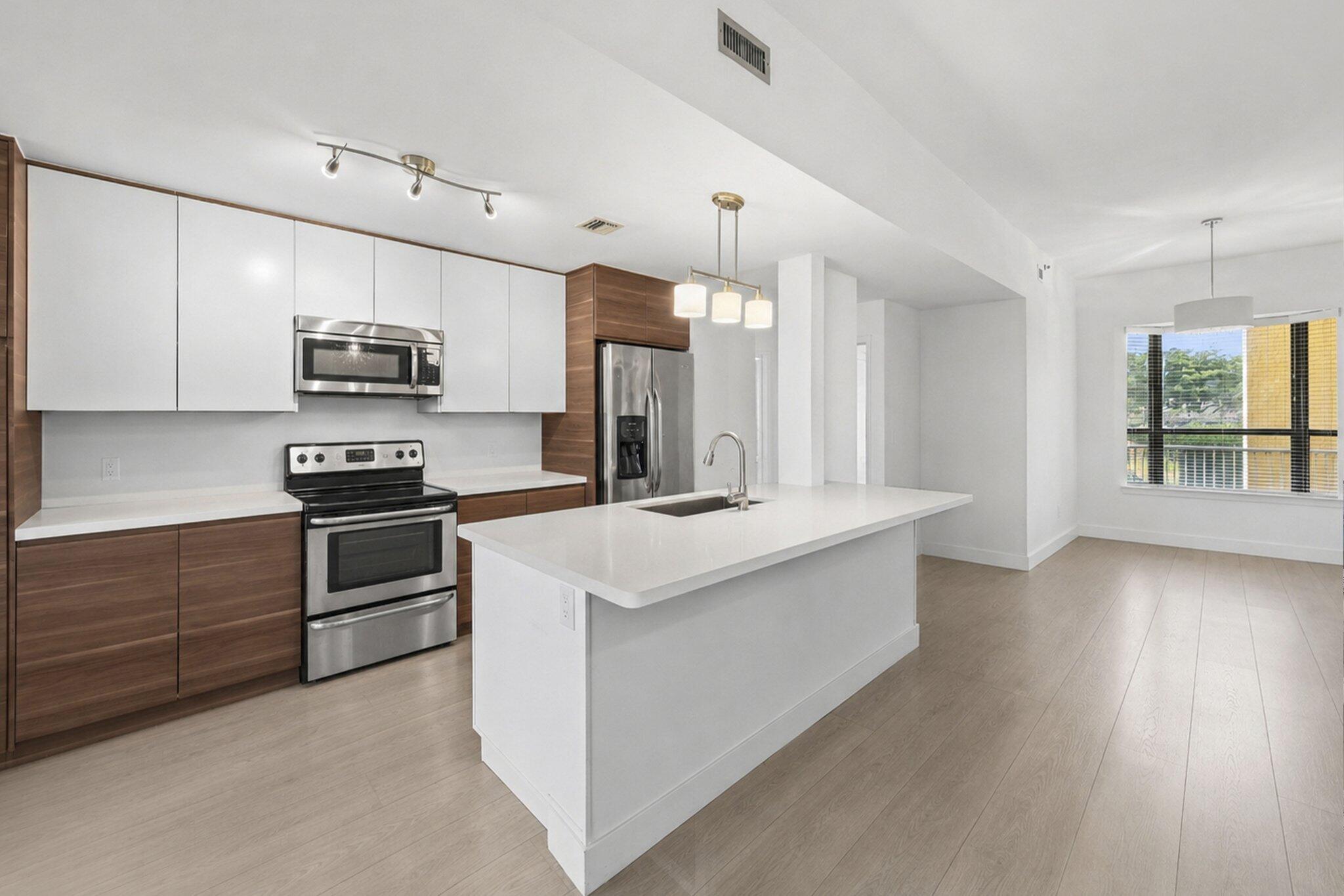 7535 La Paz #209, Boca Raton FL 33433