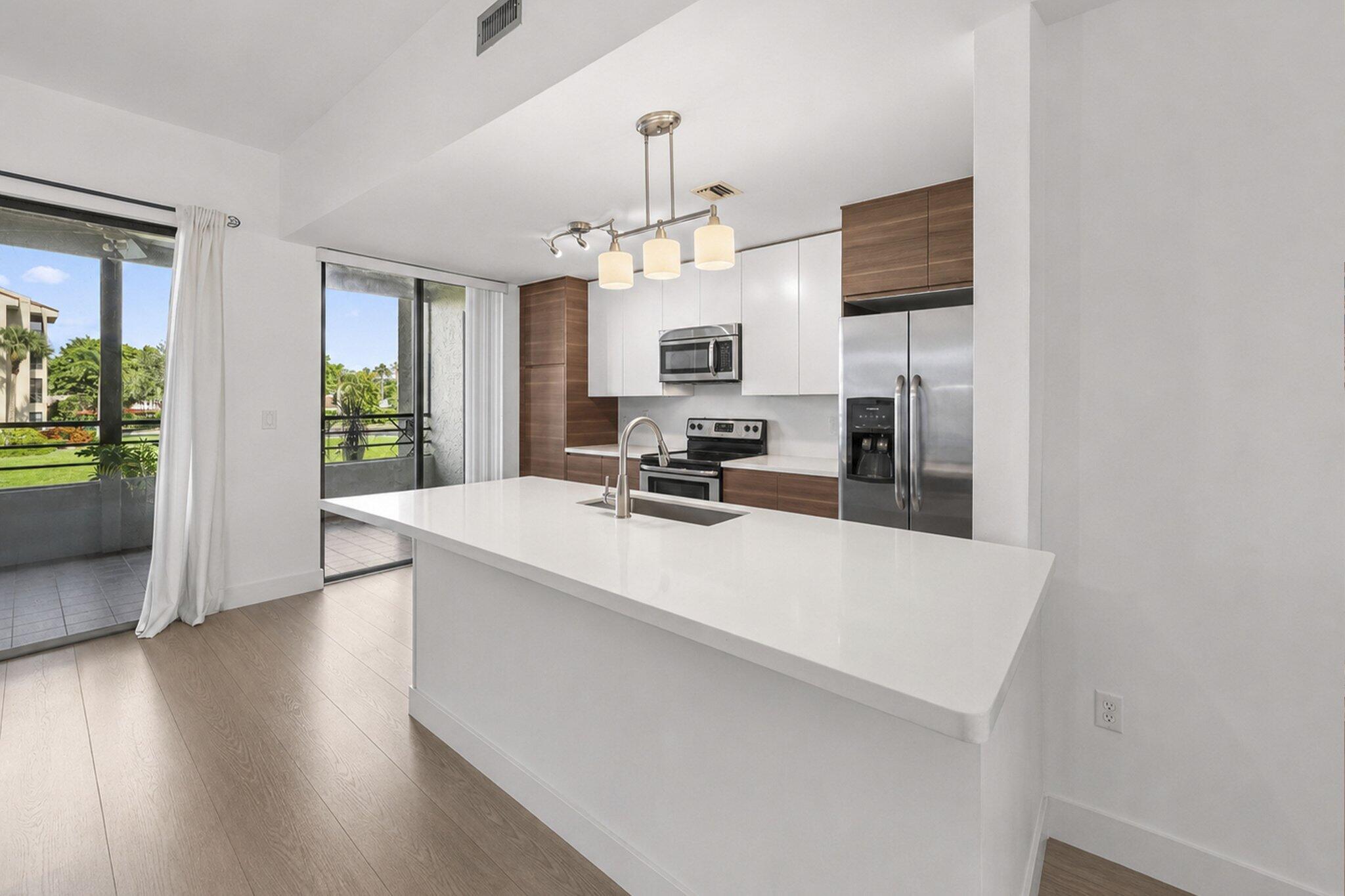 7535 La Paz #209, Boca Raton FL 33433