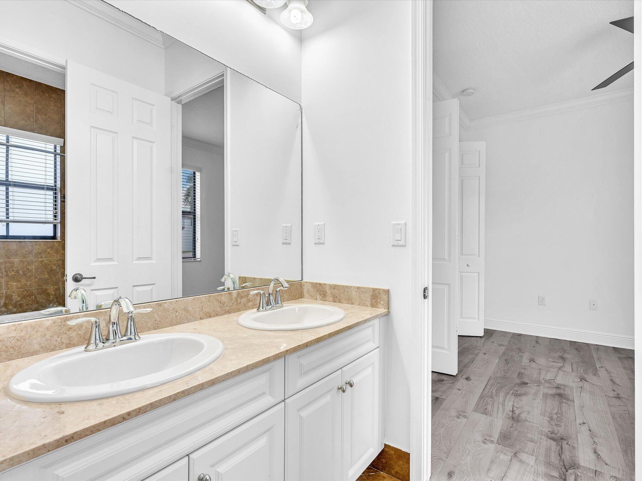2680 NW 84TH, Cooper City FL 33024
