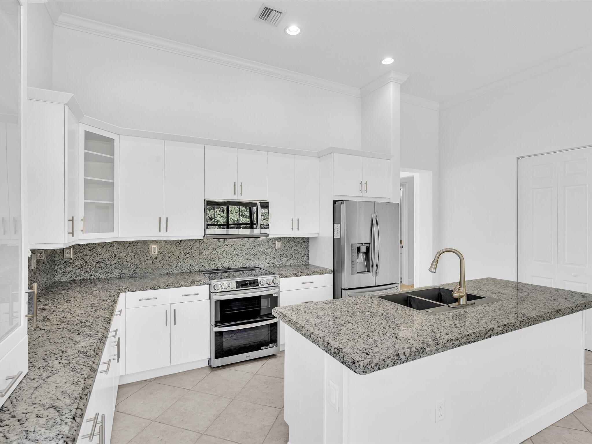 2680 NW 84TH, Cooper City FL 33024