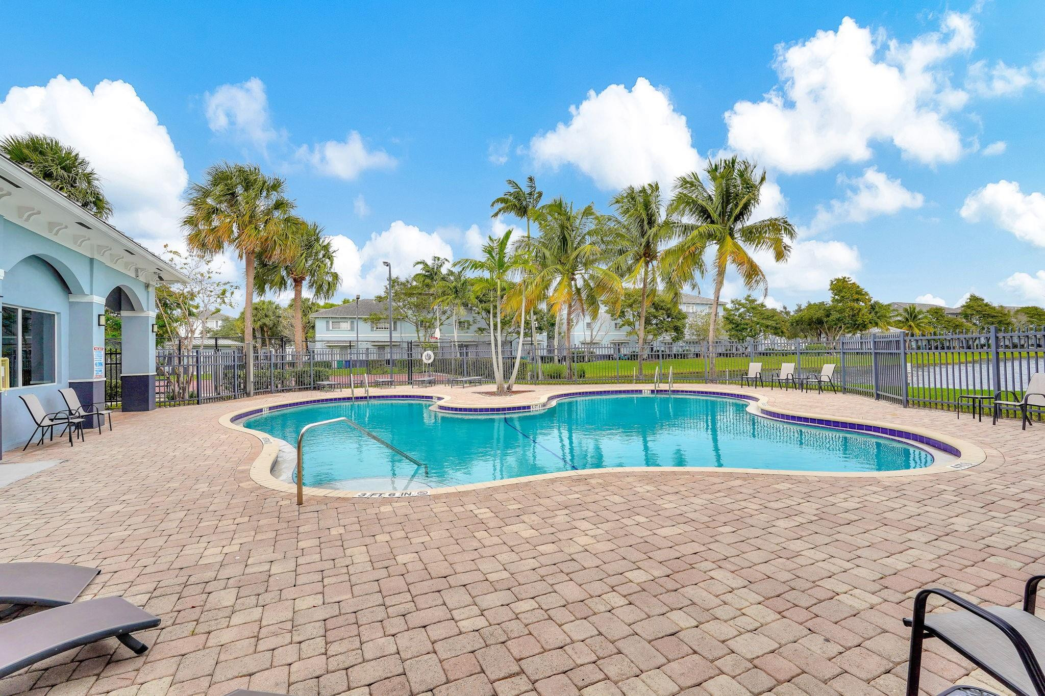 1427 NW 34th, Lauderhill FL 33311