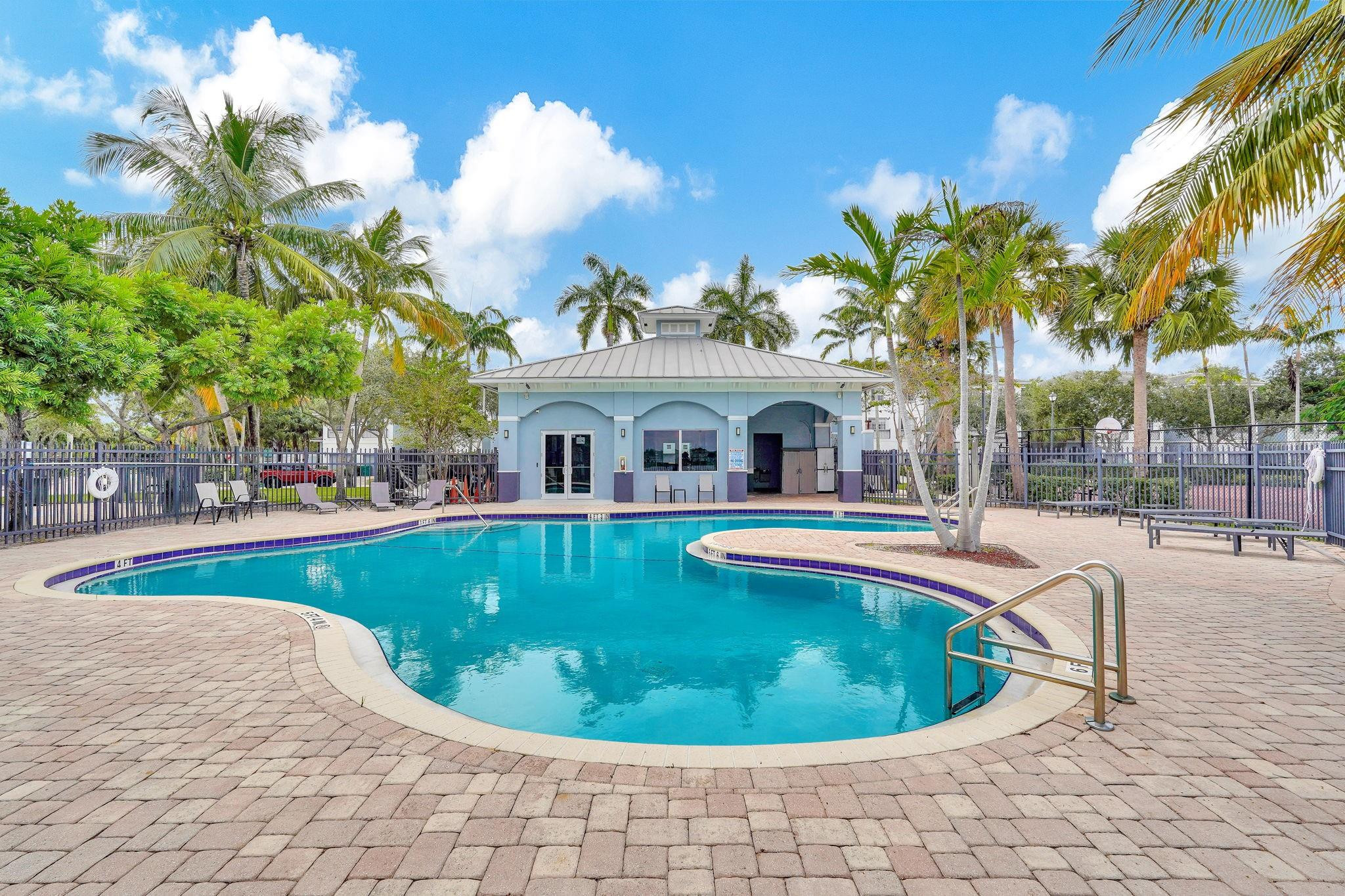1427 NW 34th, Lauderhill FL 33311