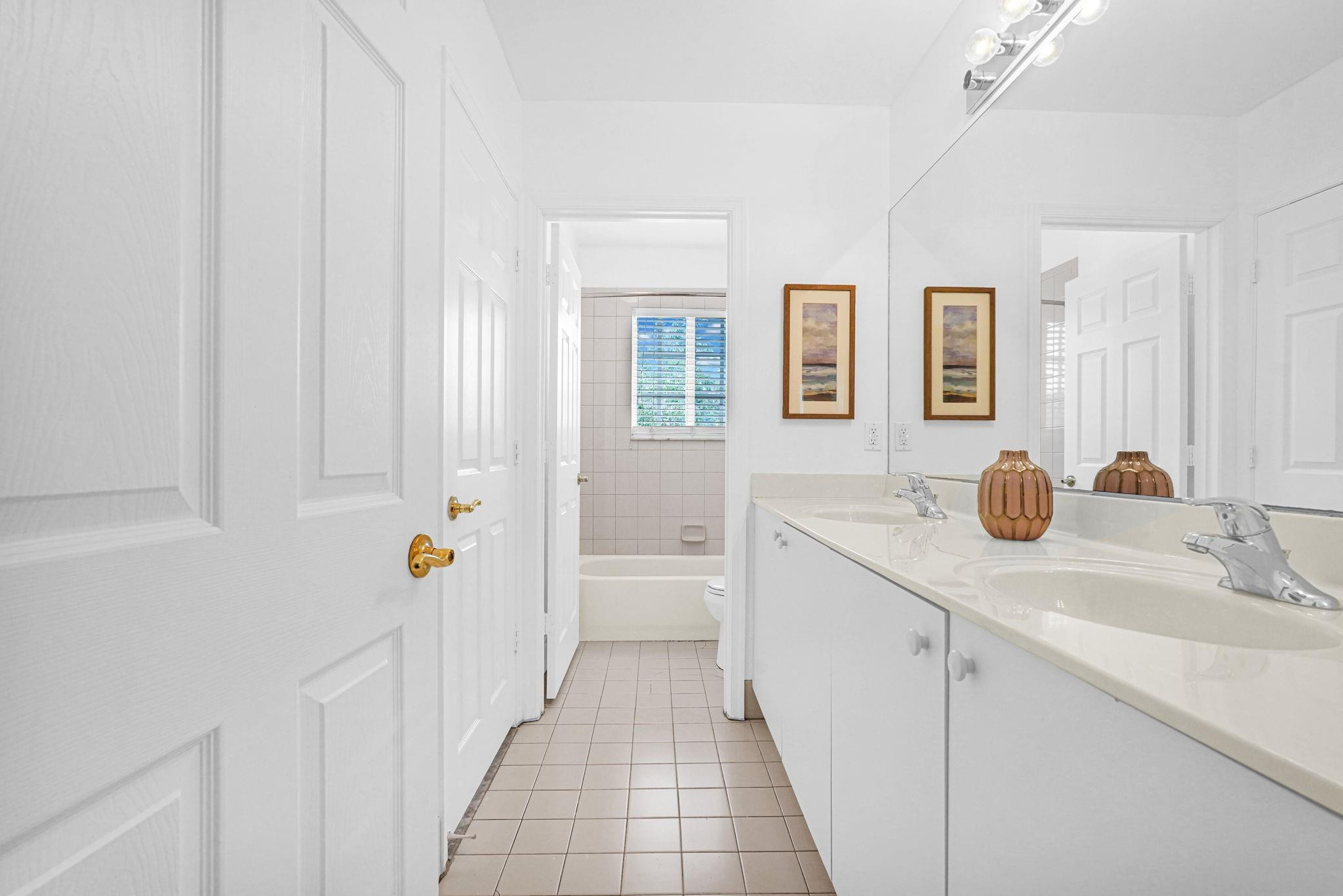 1427 NW 34th, Lauderhill FL 33311
