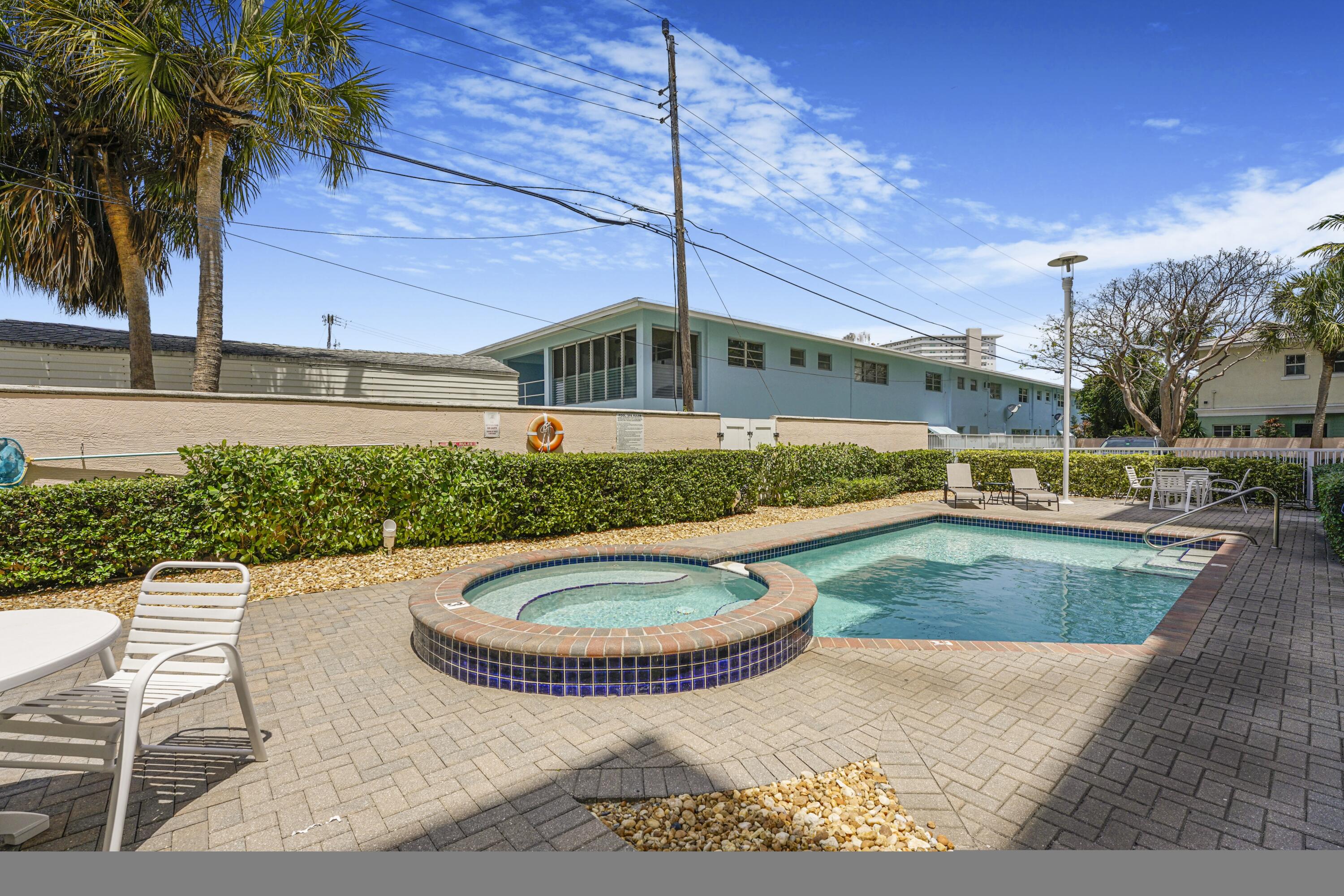 1931 NE 2nd #301, Deerfield Beach FL 33441