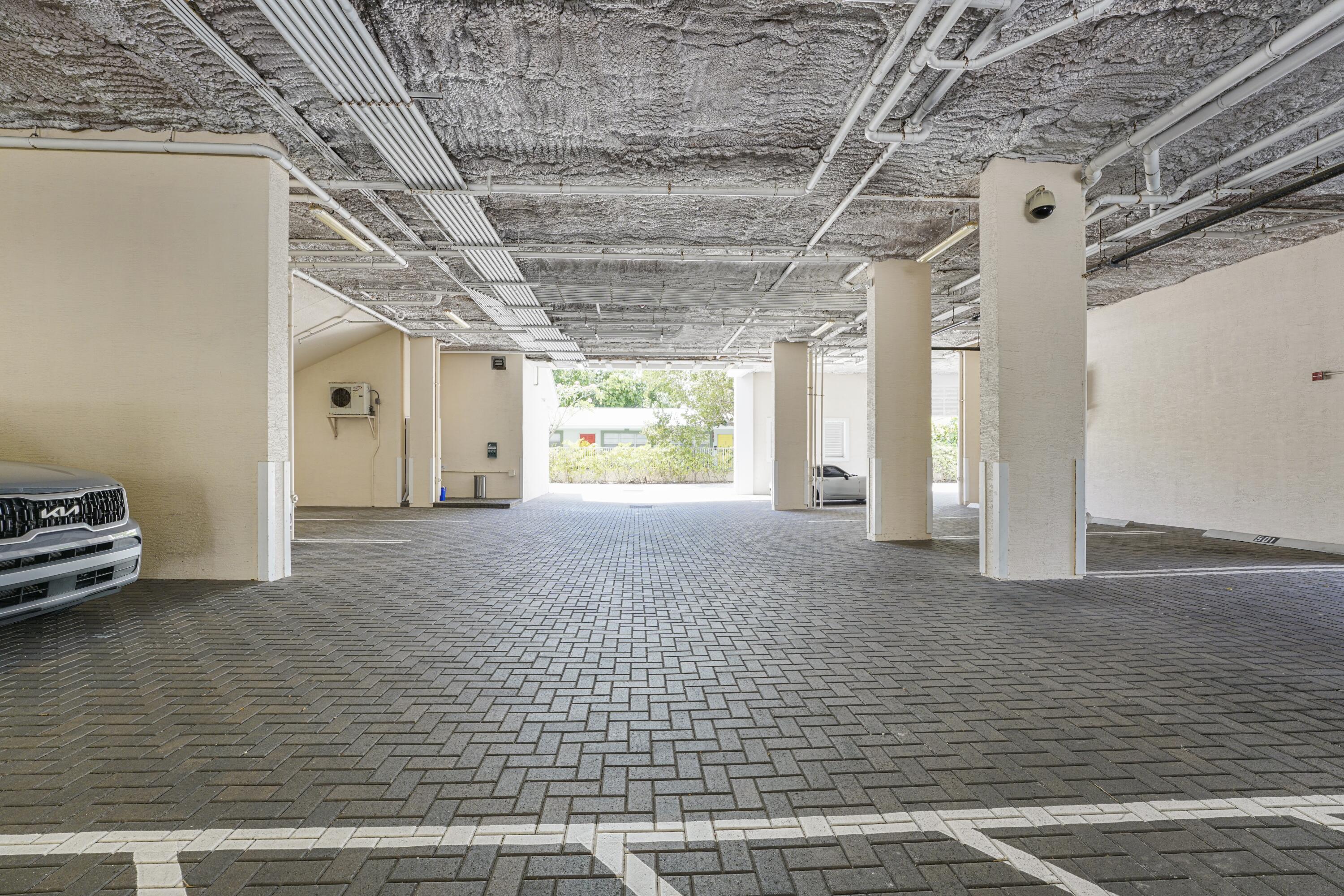 1931 NE 2nd #301, Deerfield Beach FL 33441