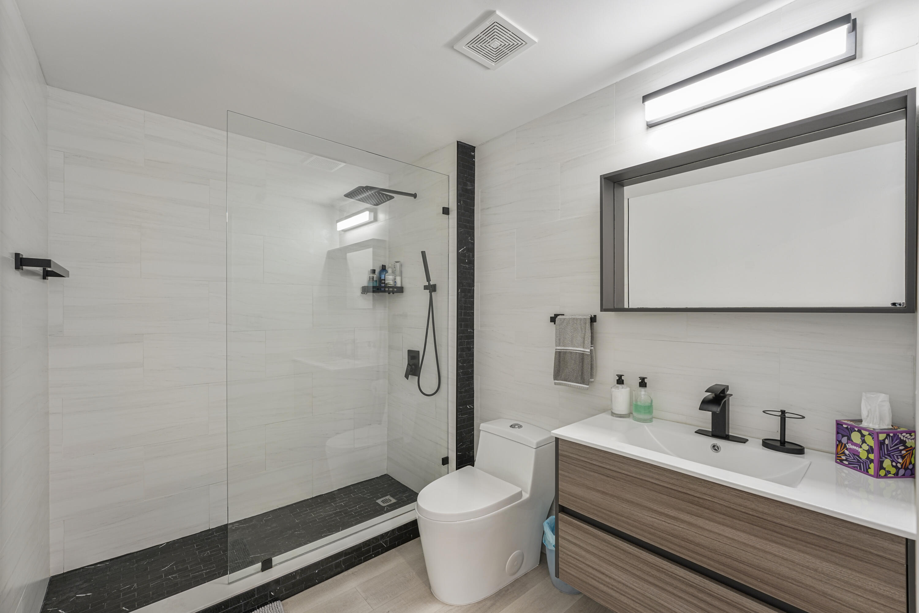 1931 NE 2nd #301, Deerfield Beach FL 33441