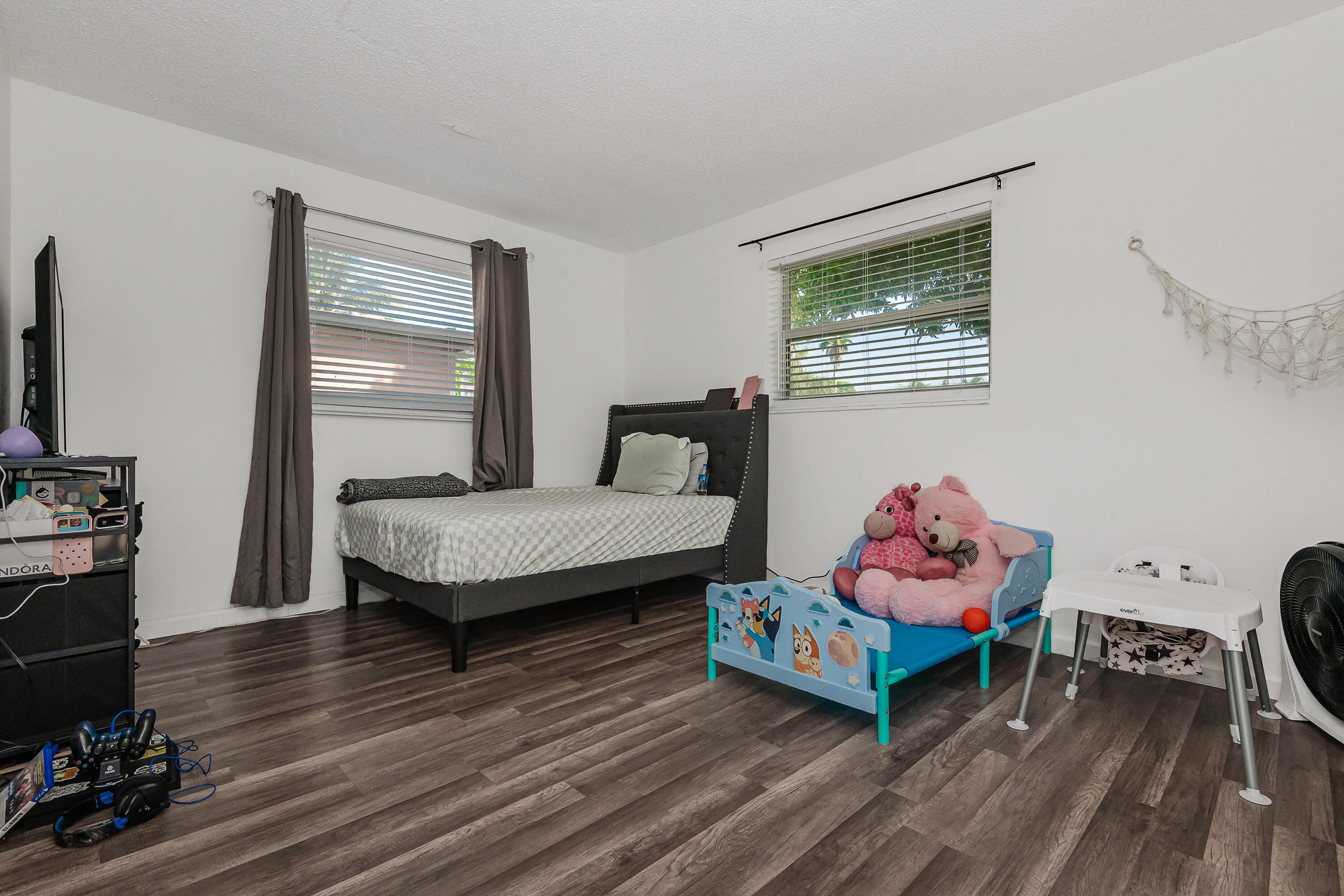 3611 NW 40TH, Lauderdale Lakes FL 33309