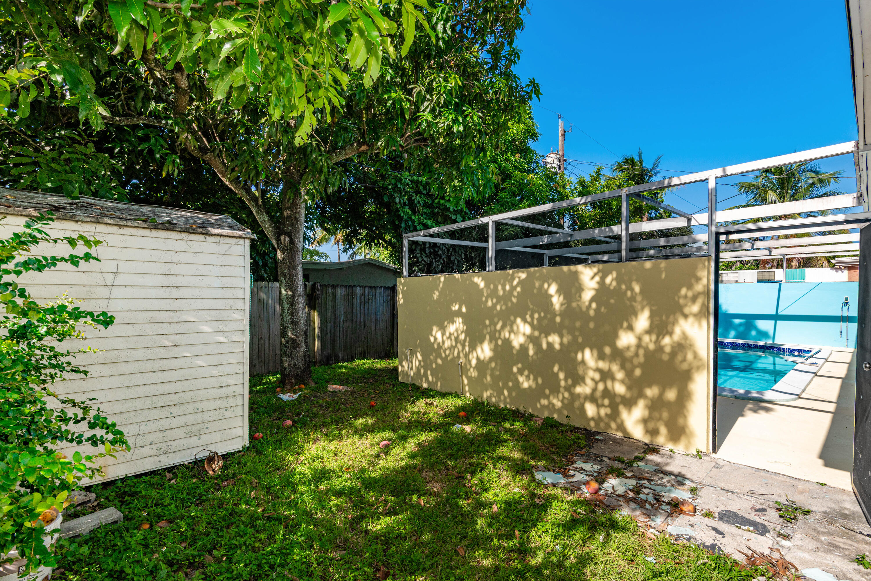 3611 NW 40TH, Lauderdale Lakes FL 33309
