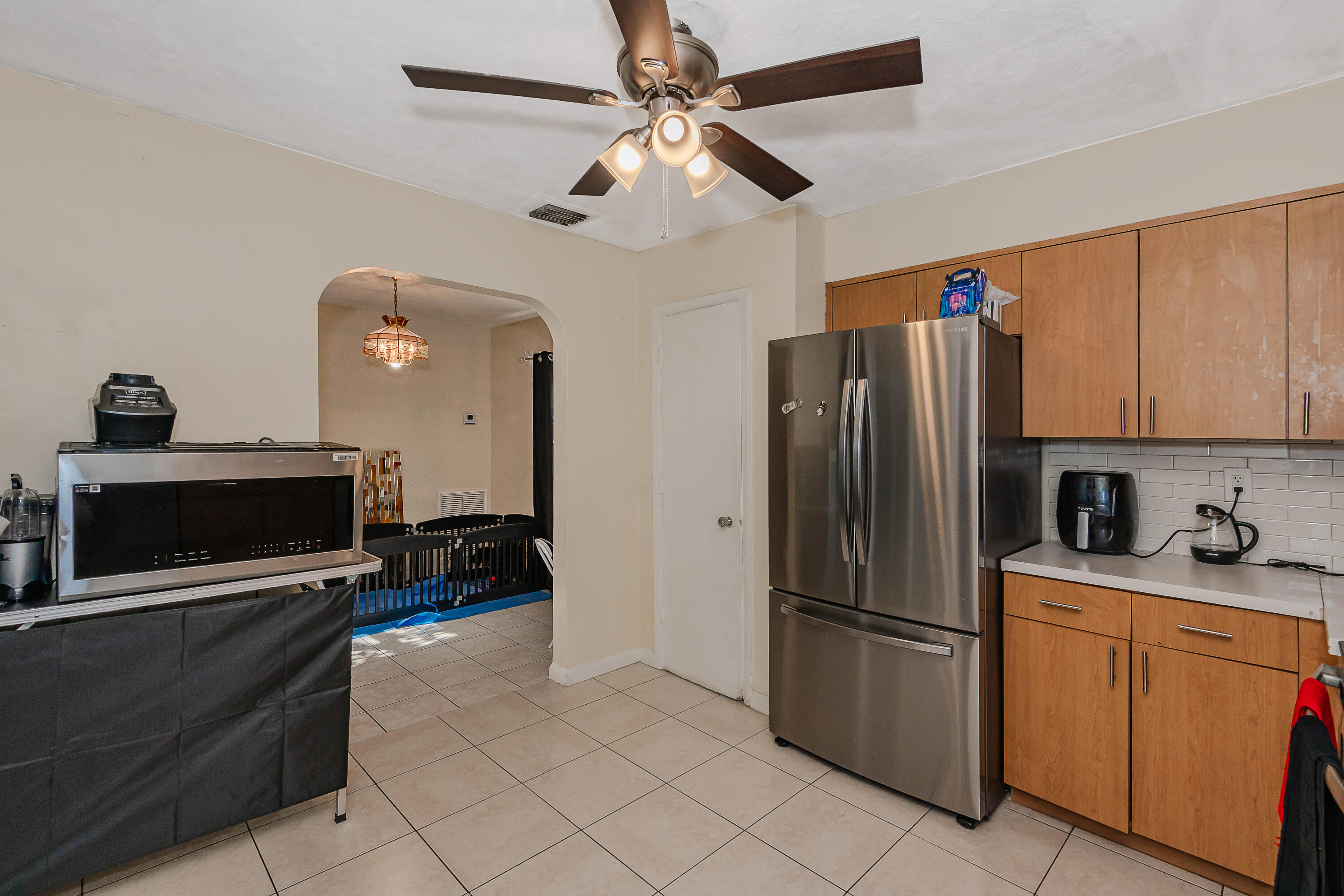 3611 NW 40TH, Lauderdale Lakes FL 33309