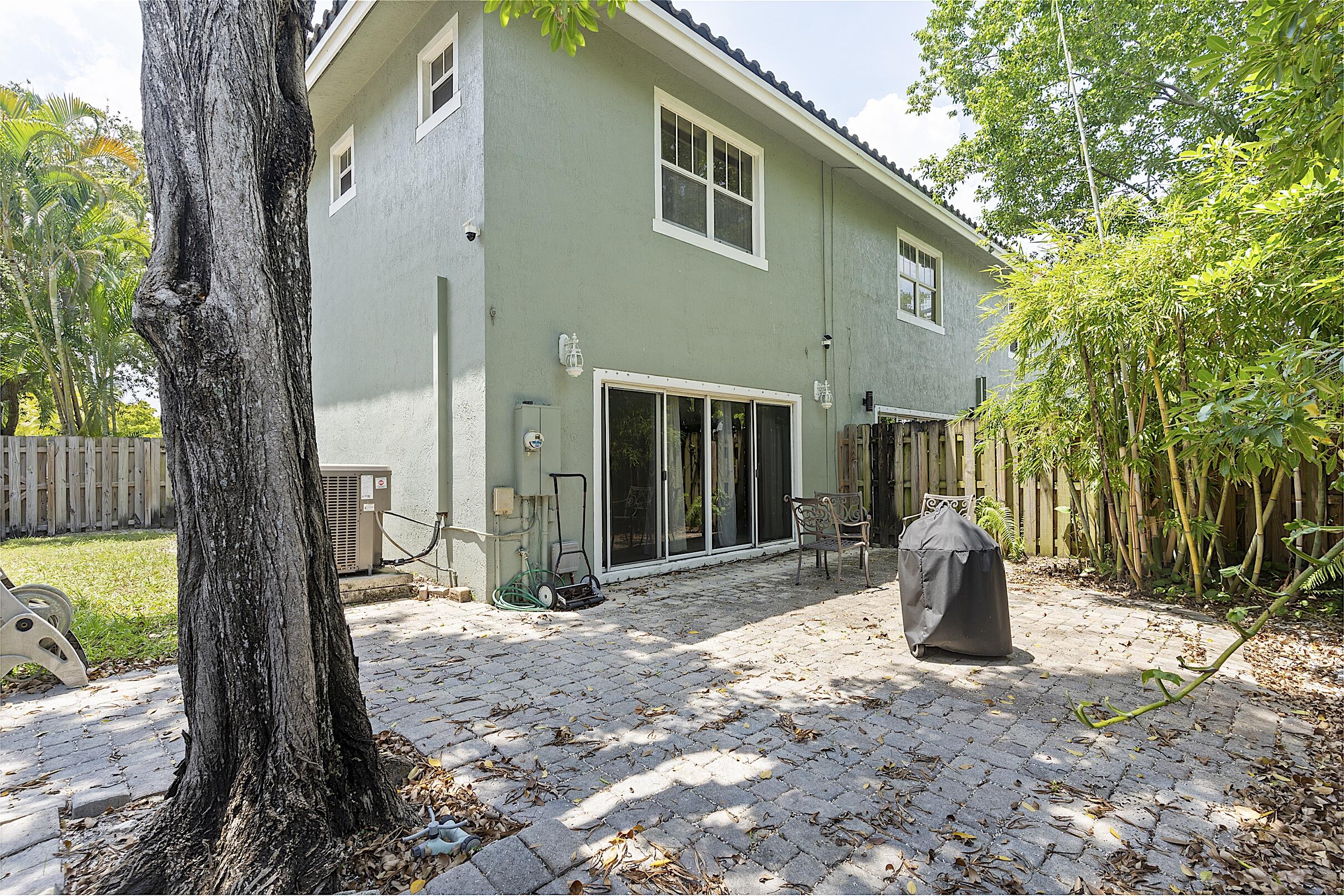 808 SW 4th, Fort Lauderdale FL 33315