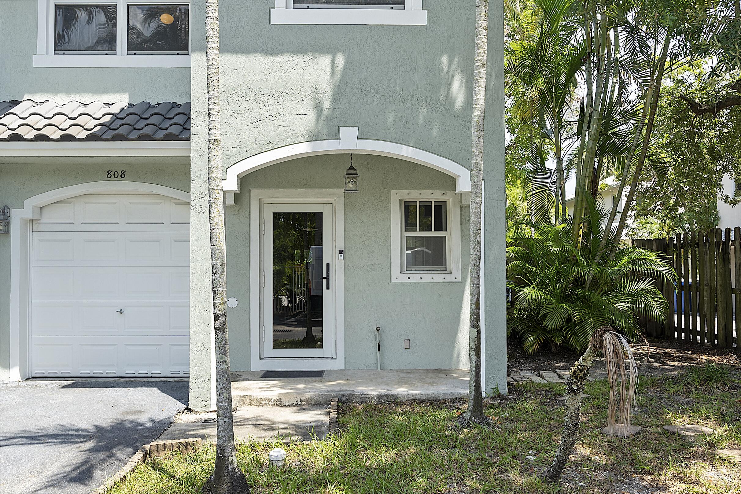 808 SW 4th, Fort Lauderdale FL 33315