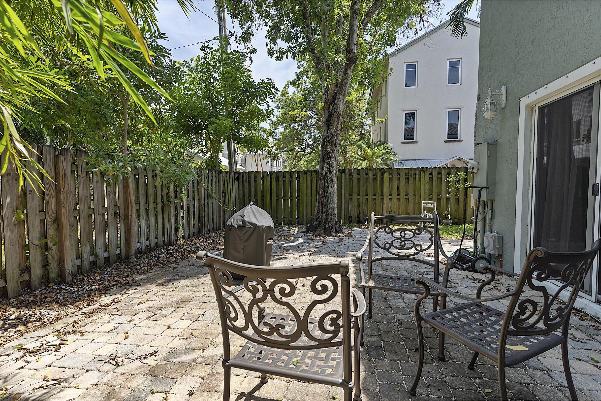 808 SW 4th, Fort Lauderdale FL 33315