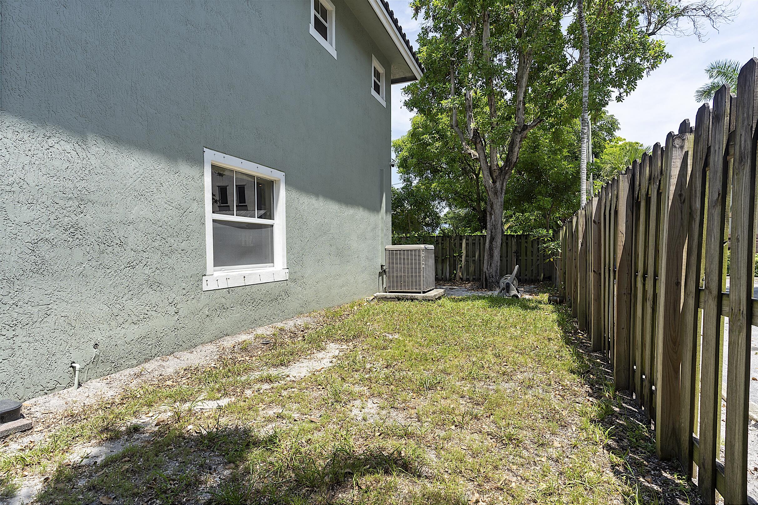 808 SW 4th, Fort Lauderdale FL 33315
