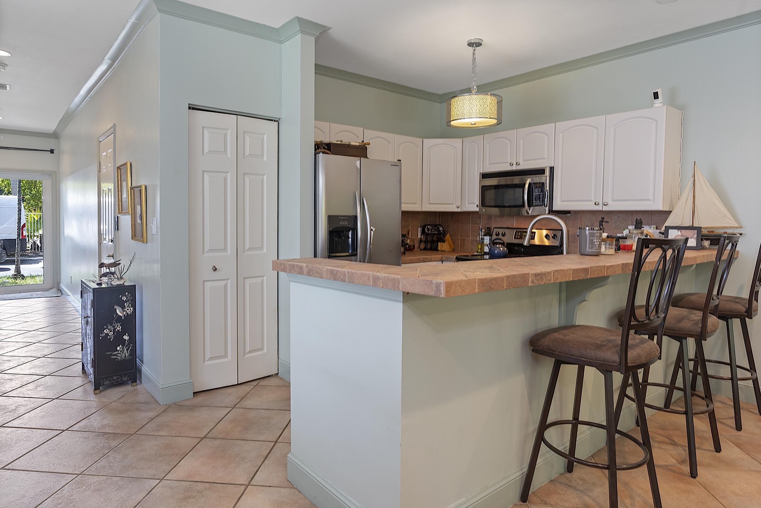 808 SW 4th, Fort Lauderdale FL 33315