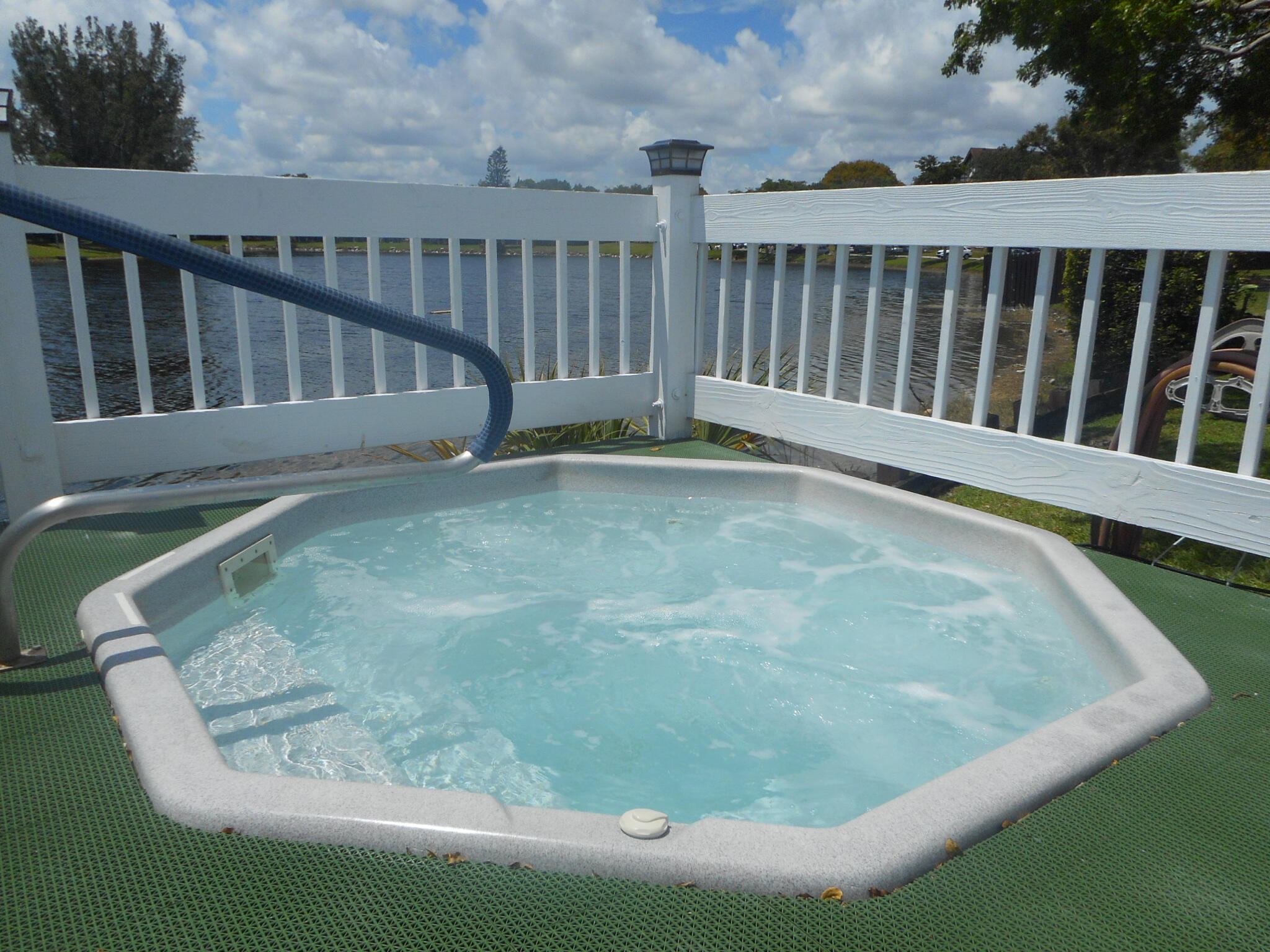 3760 INVERRARY #1T, Lauderhill FL 33319
