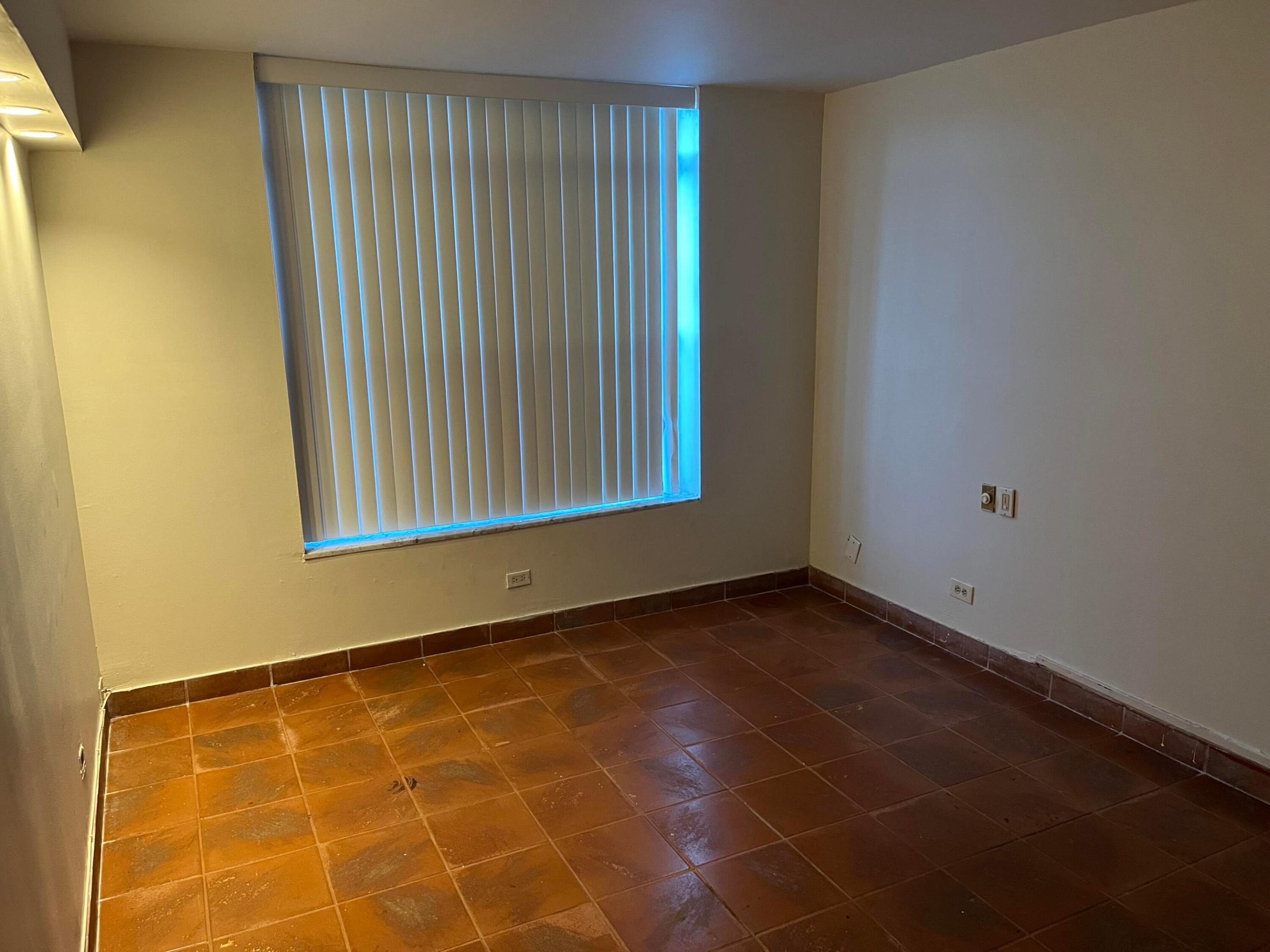 3760 INVERRARY #1T, Lauderhill FL 33319