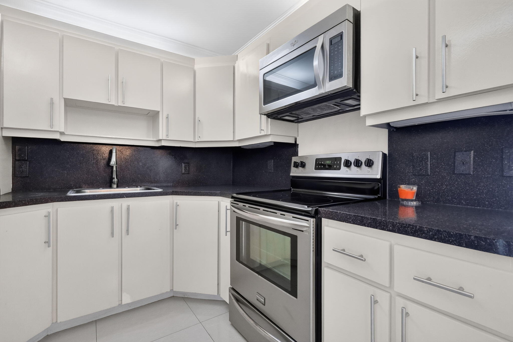 2500 NE 135TH #C1011, North Miami FL 33181