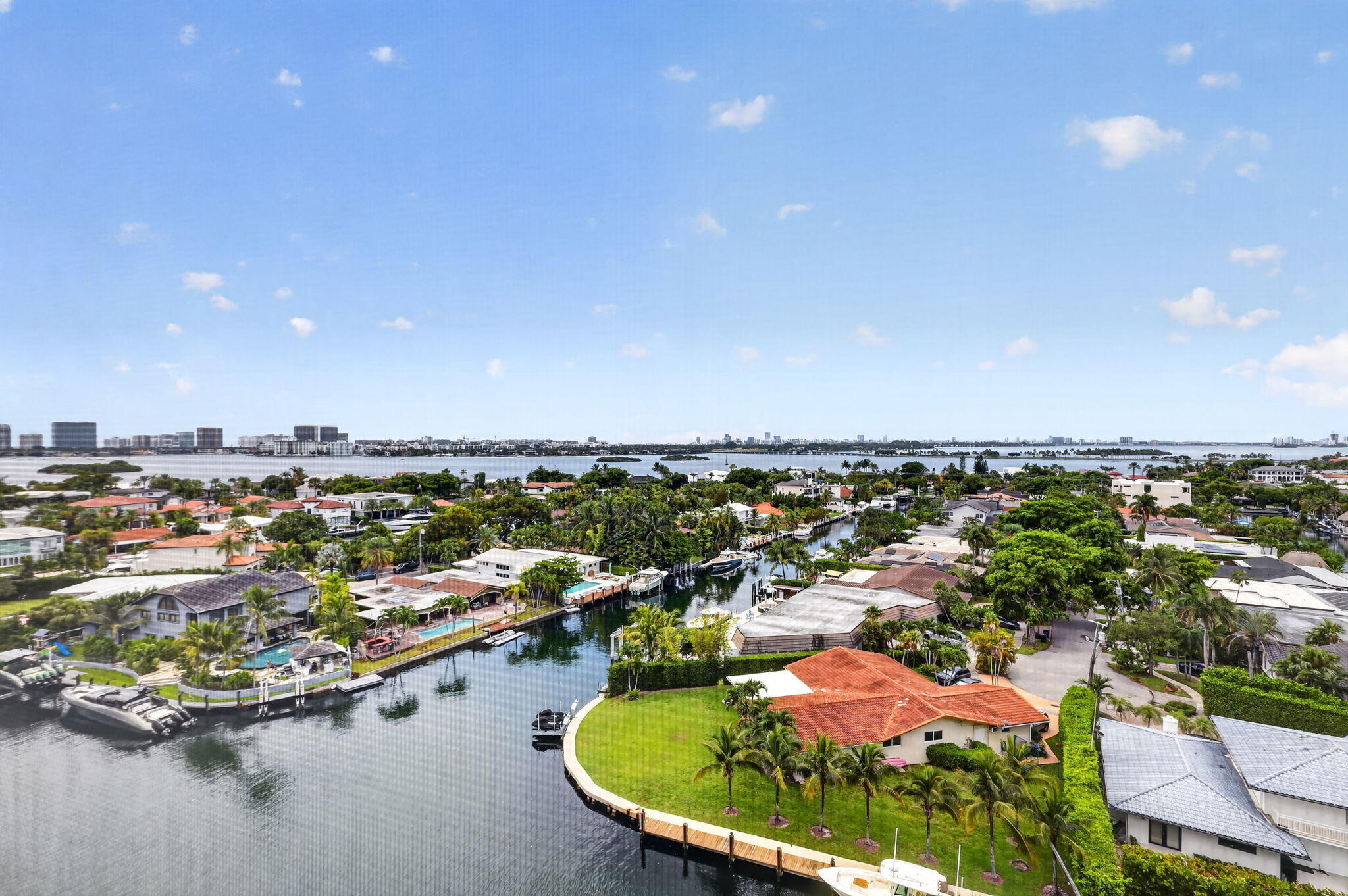 2500 NE 135TH #C1011, North Miami FL 33181