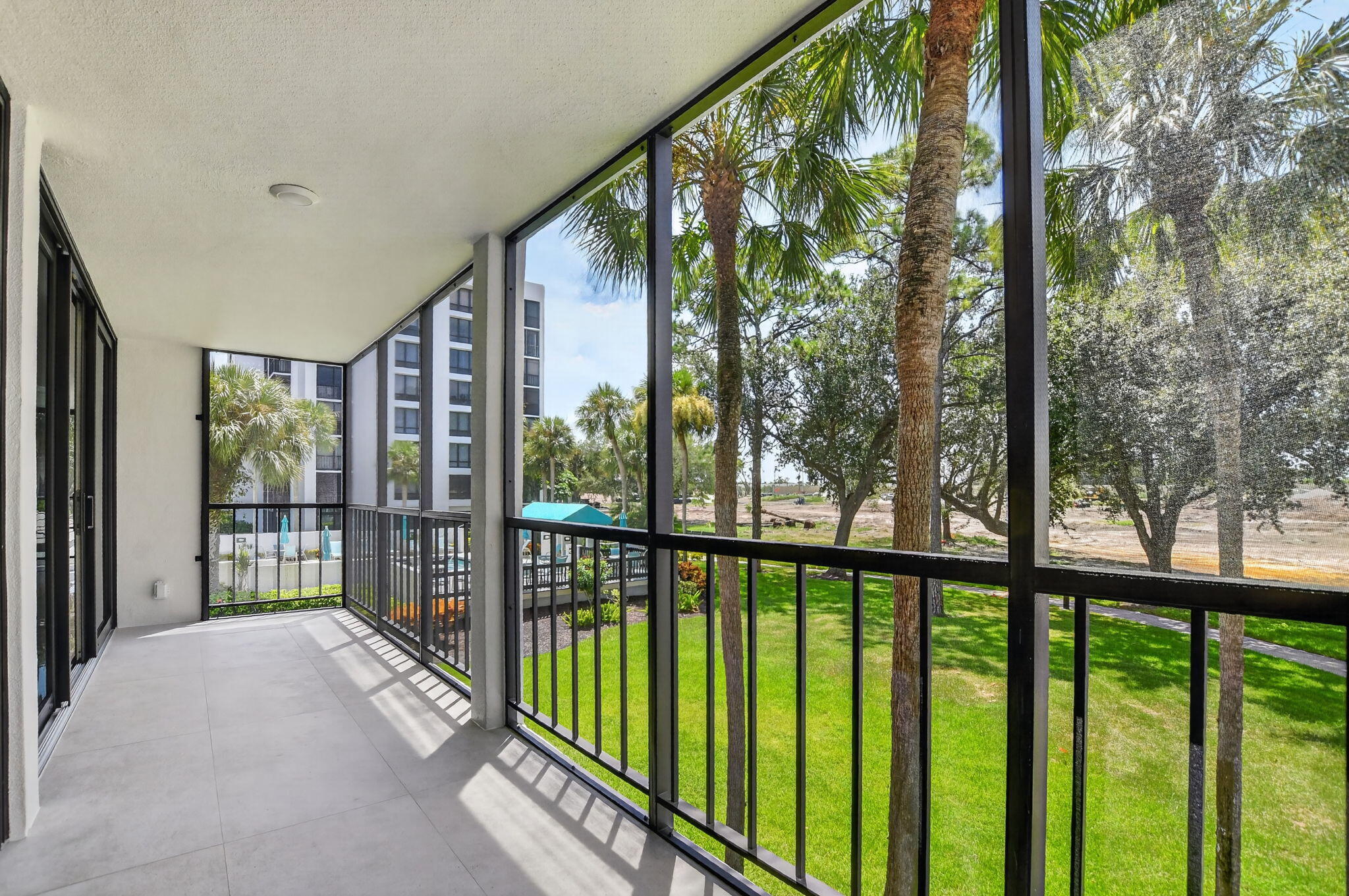 7847 Lakeside #1021, Boca Raton FL 33434
