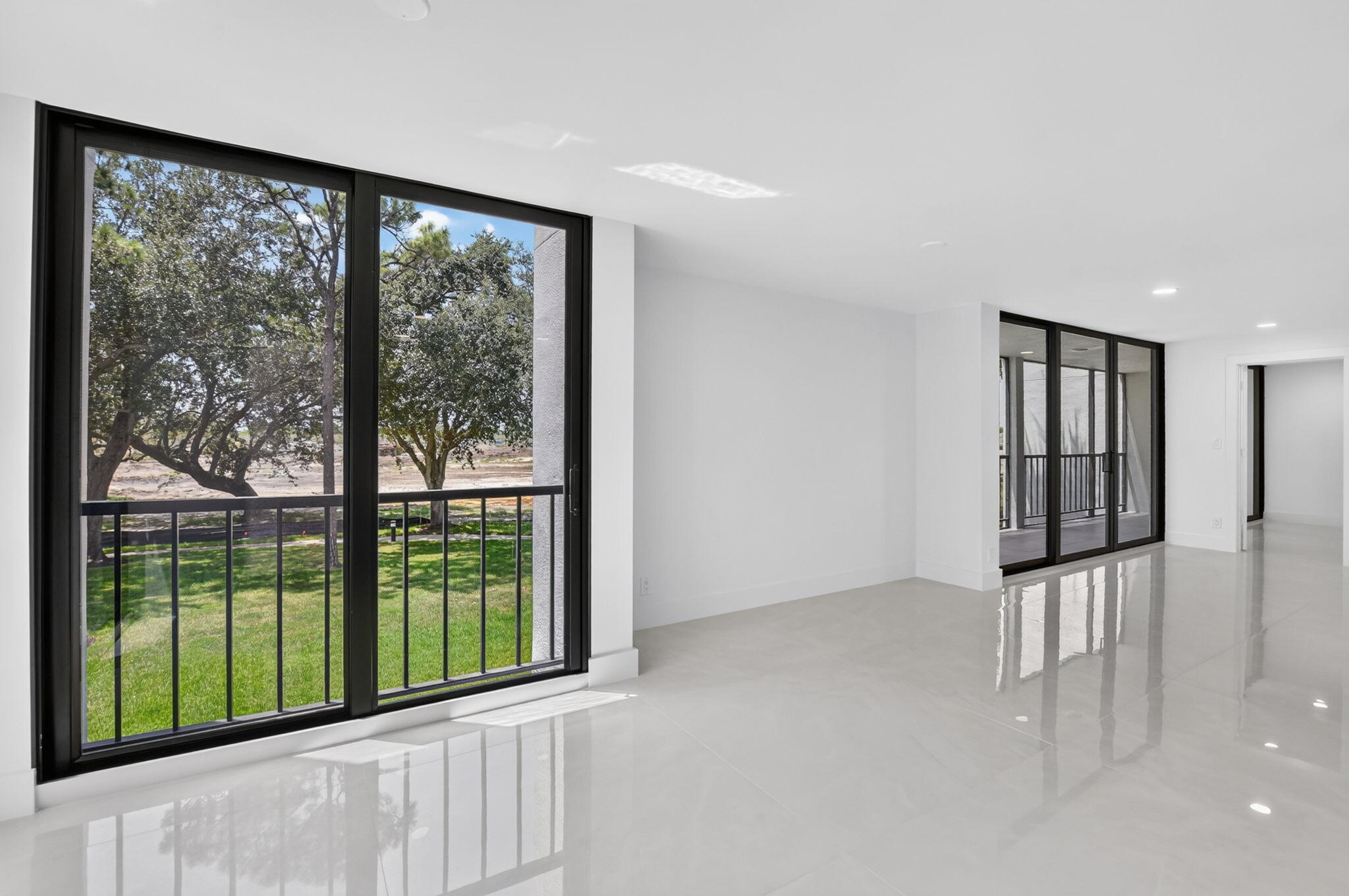 7847 Lakeside #1021, Boca Raton FL 33434