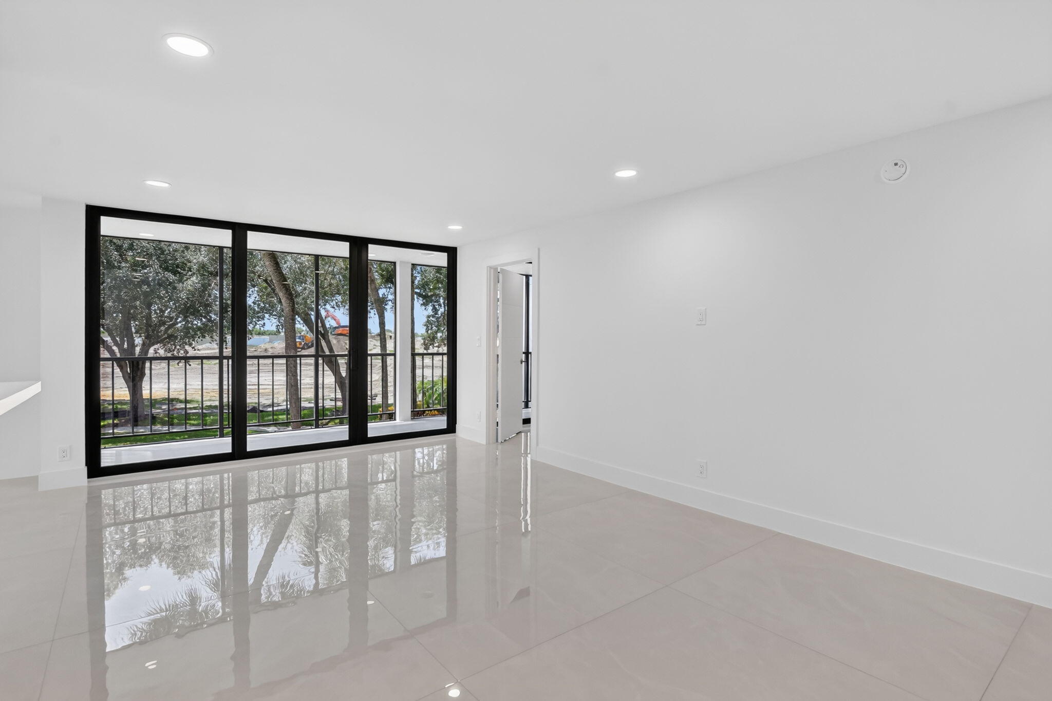 7847 Lakeside #1021, Boca Raton FL 33434