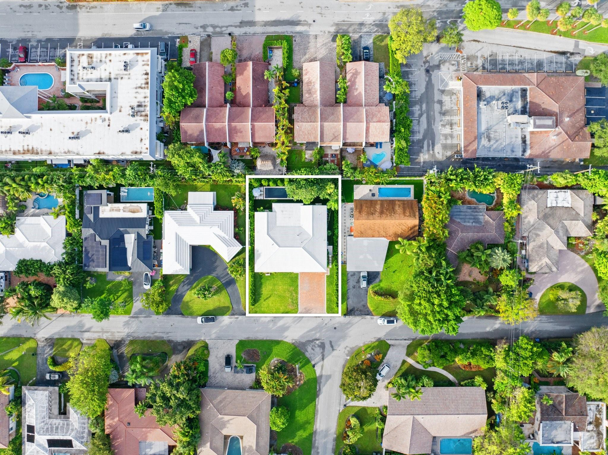 2519 NE 8TH, Fort Lauderdale FL 33304