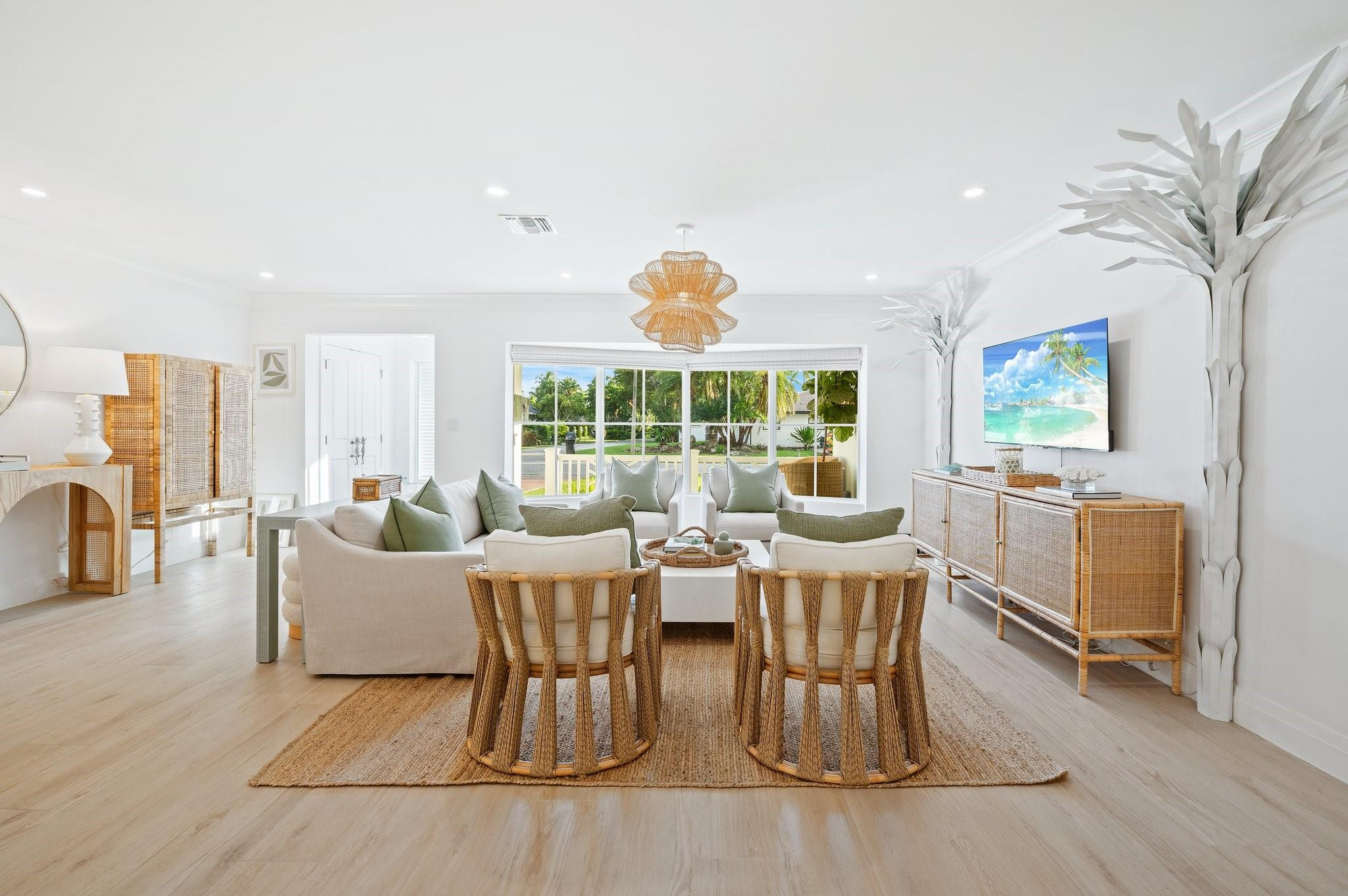 2519 NE 8TH, Fort Lauderdale FL 33304