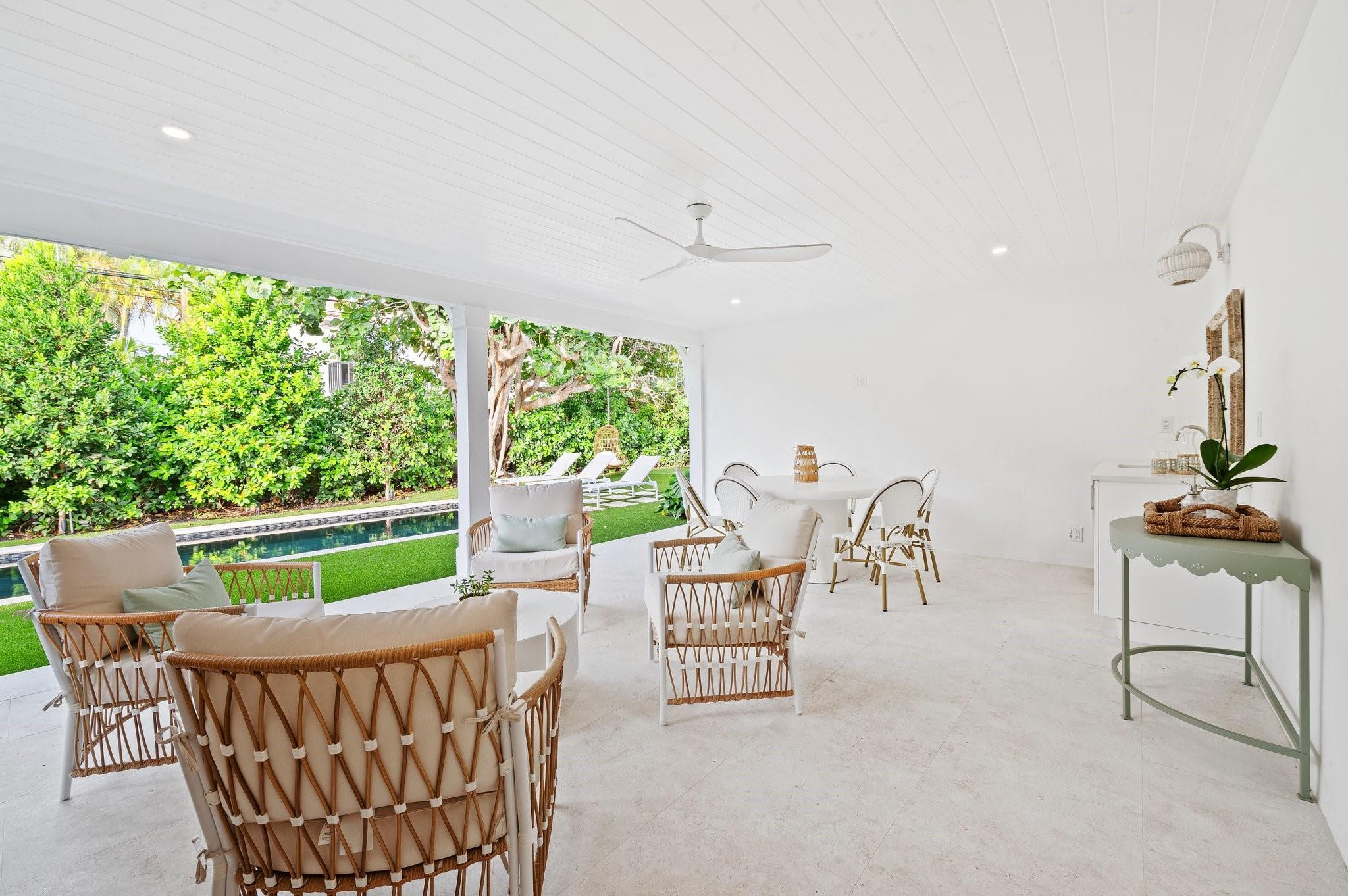 2519 NE 8TH, Fort Lauderdale FL 33304