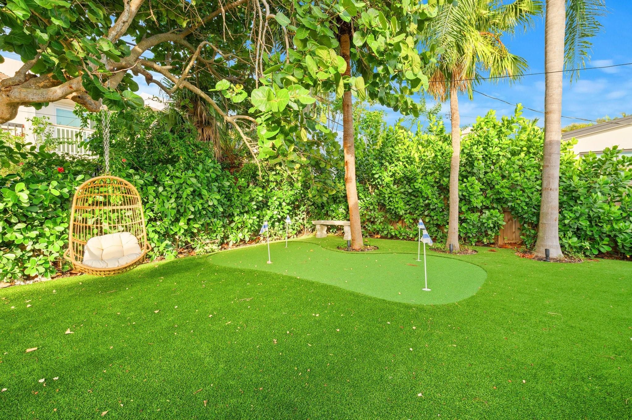 2519 NE 8TH, Fort Lauderdale FL 33304