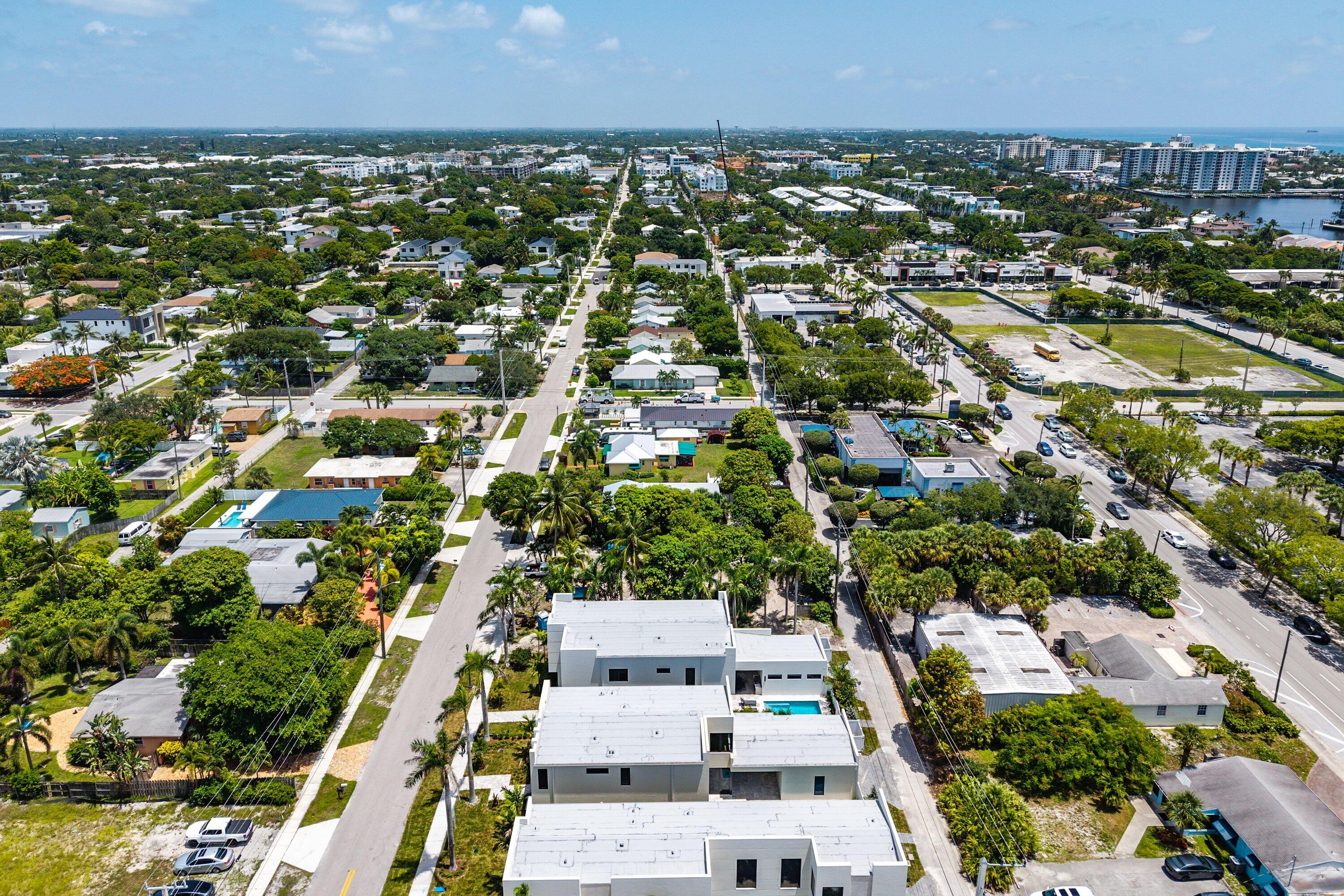 725 SE 4TH, Delray Beach FL 33483