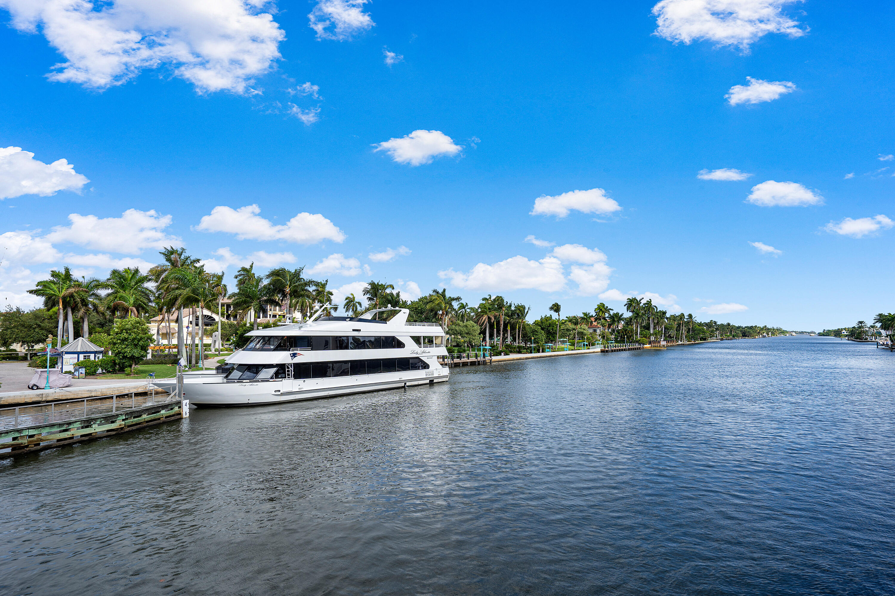 725 SE 4TH, Delray Beach FL 33483